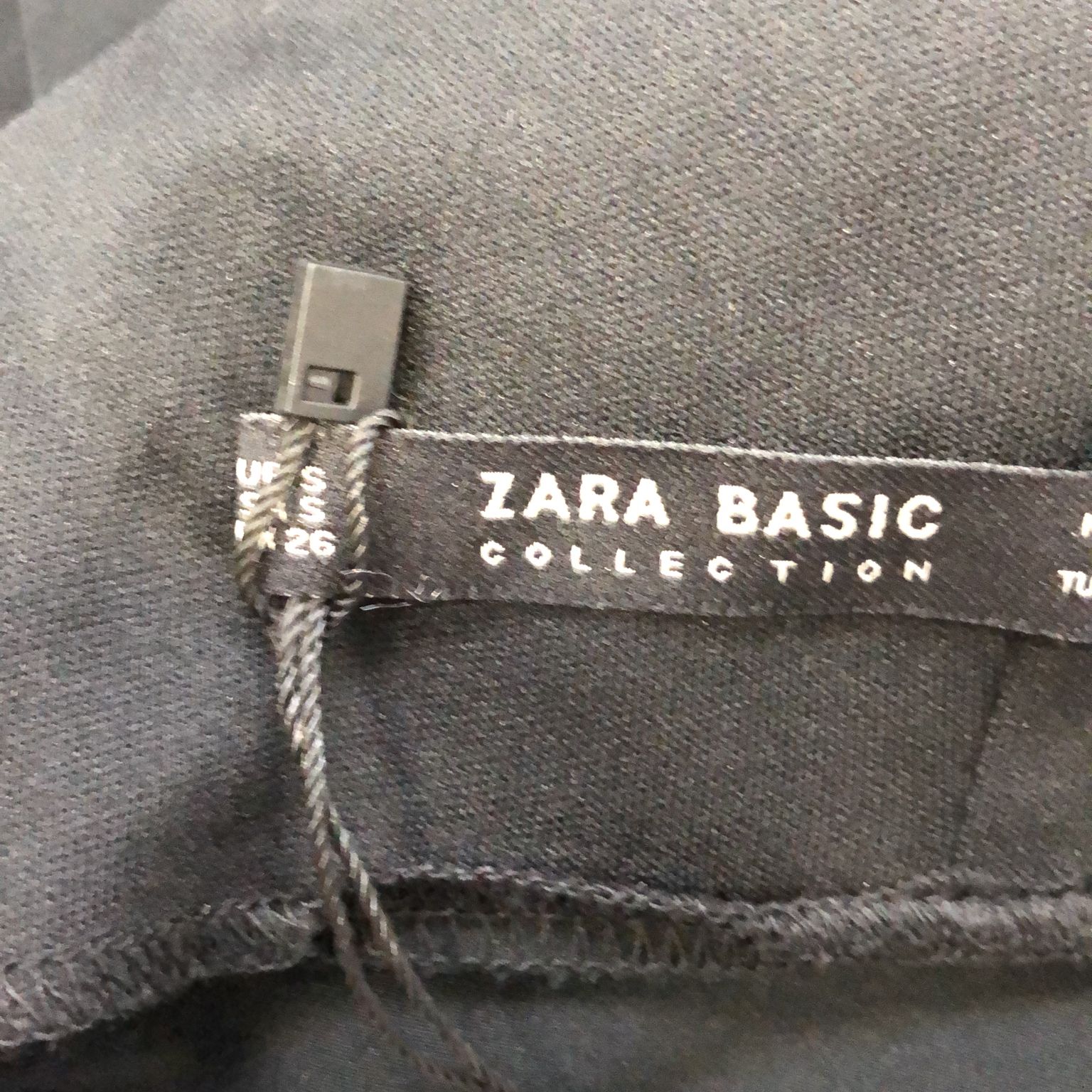 Zara Basic