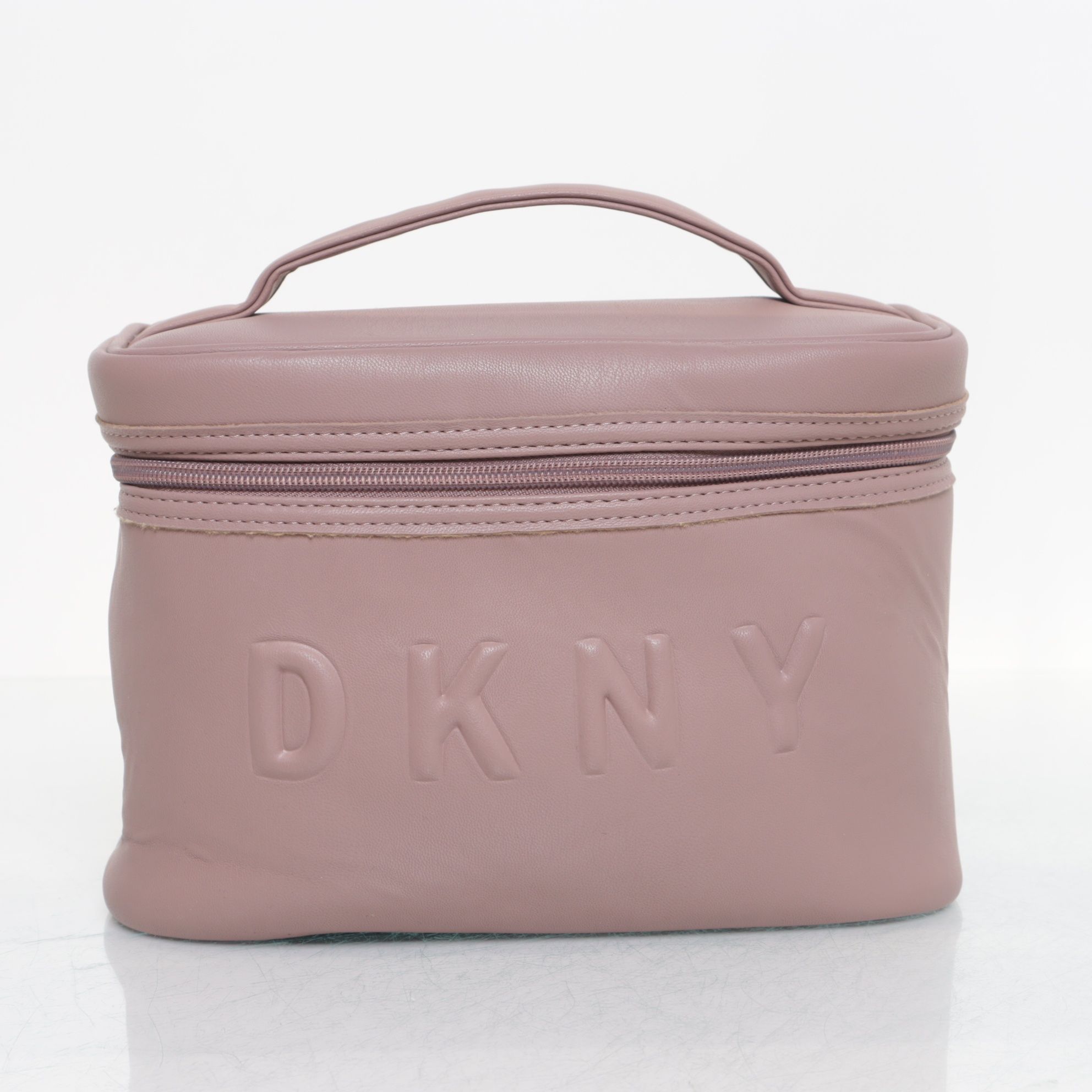 DKNY