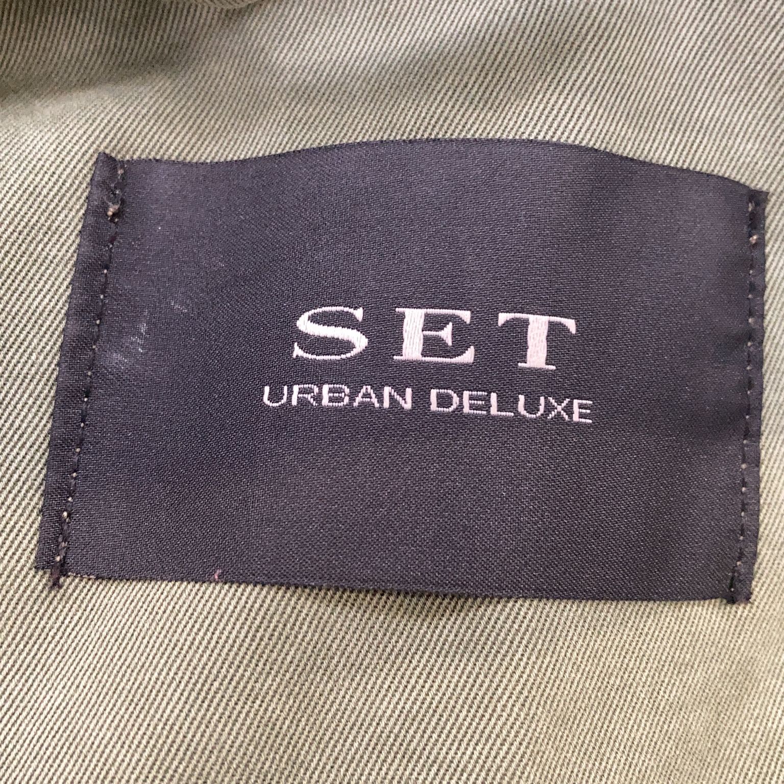 SET Urban Deluxe