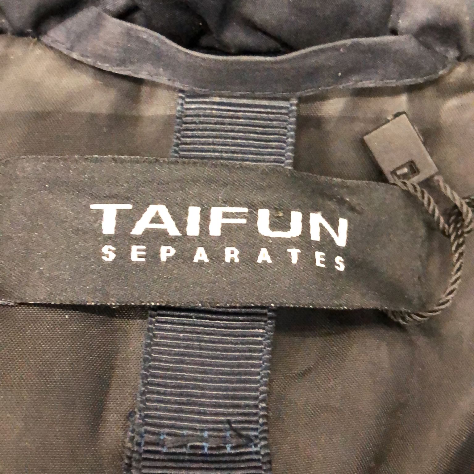 Taifun Separates