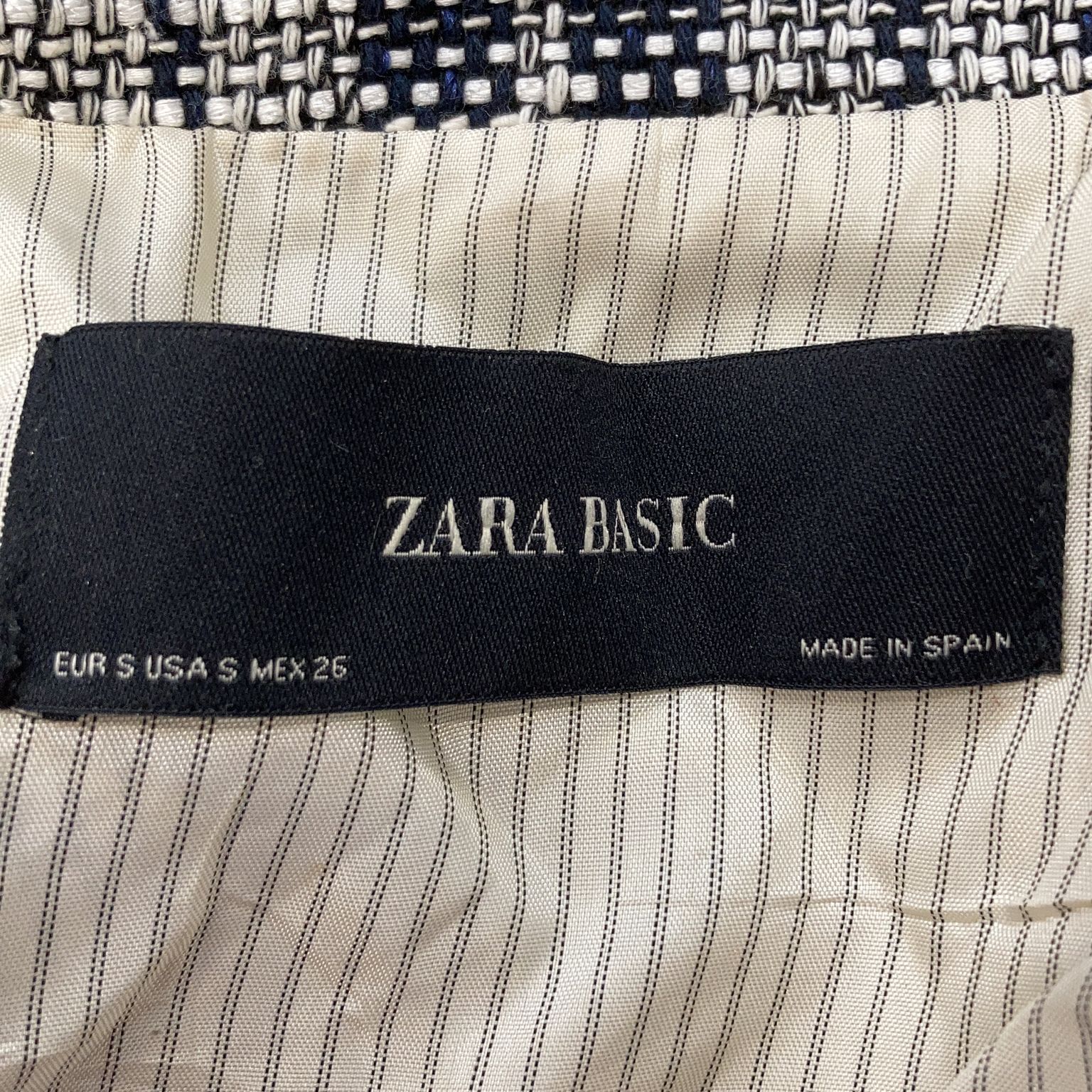 Zara Basic