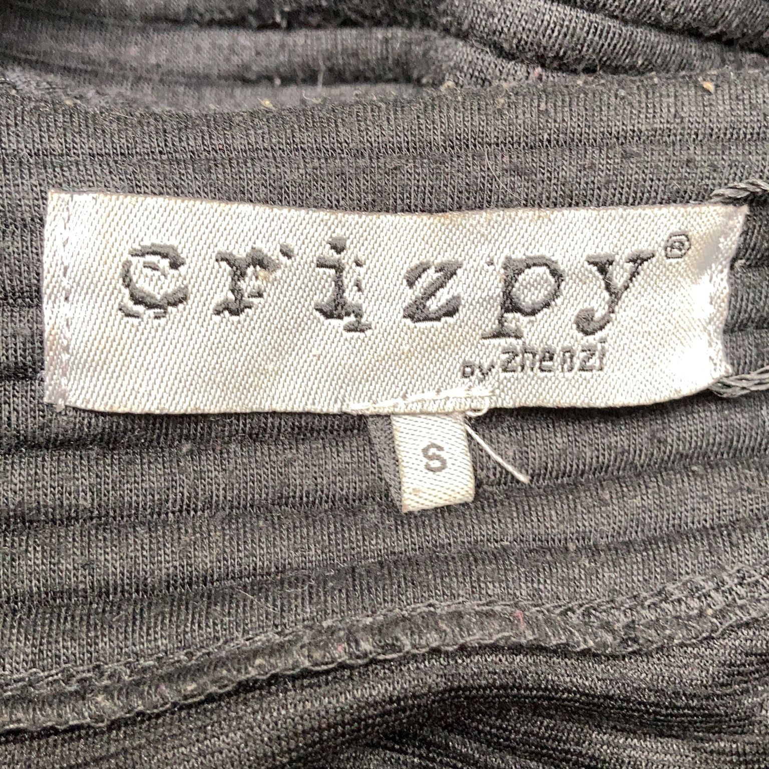 Crizpy by Zhenzi