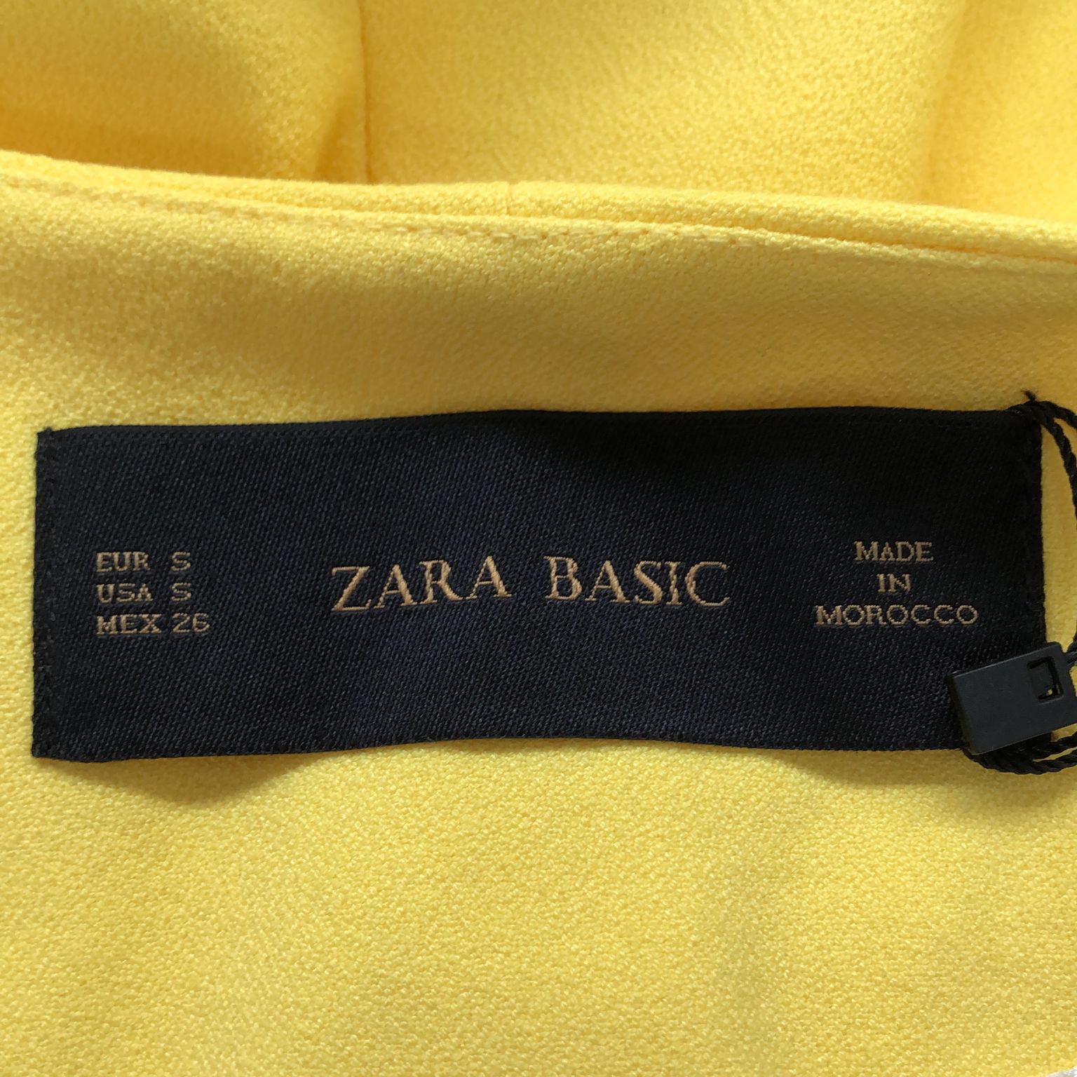 Zara Basic