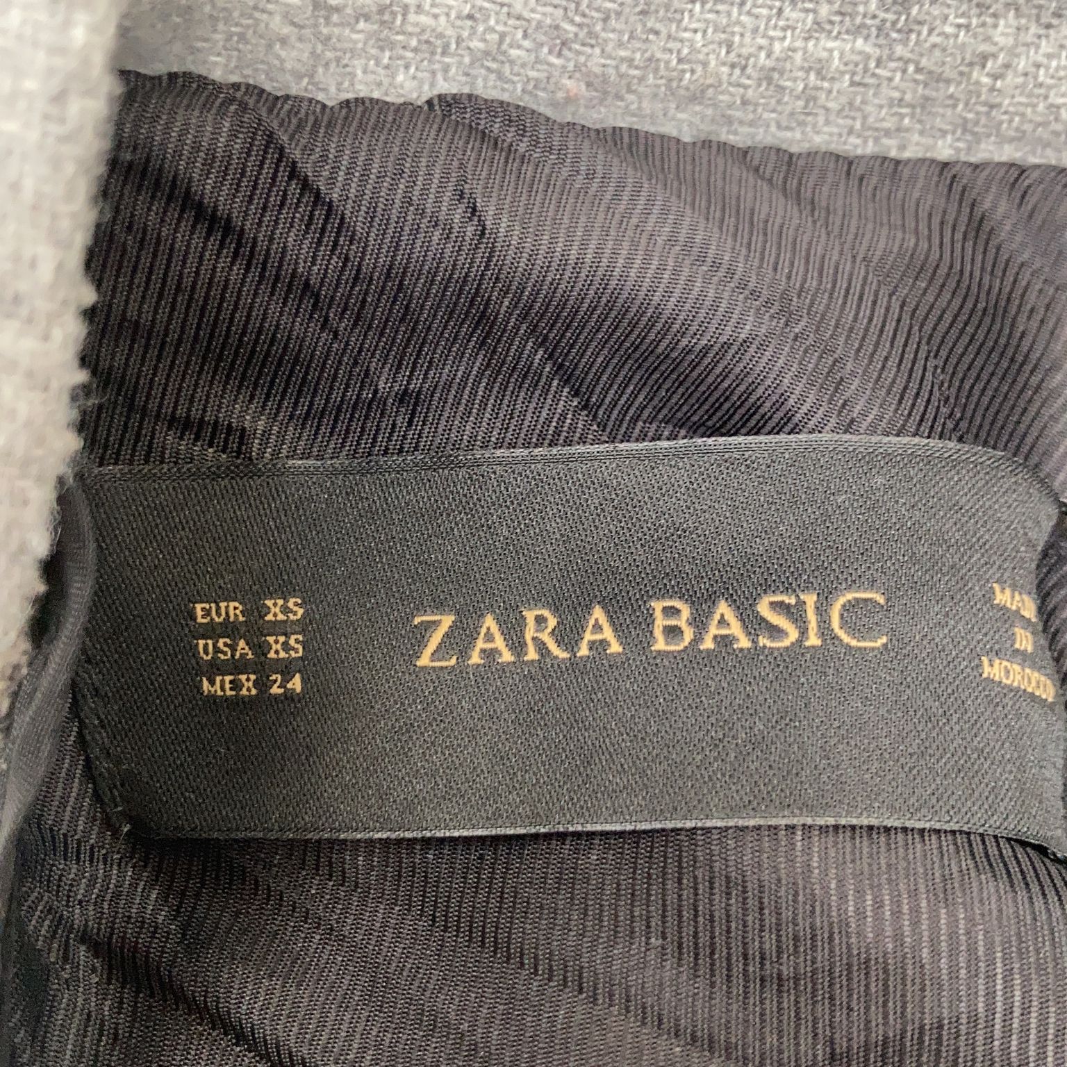 Zara Basic