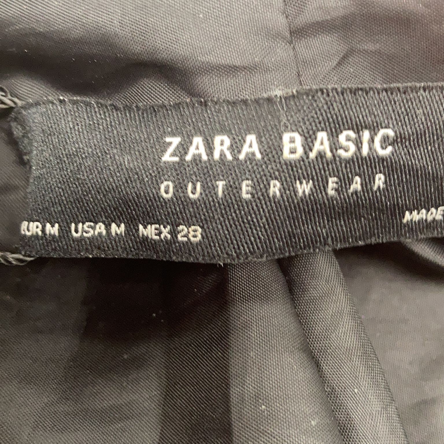 Zara Basic