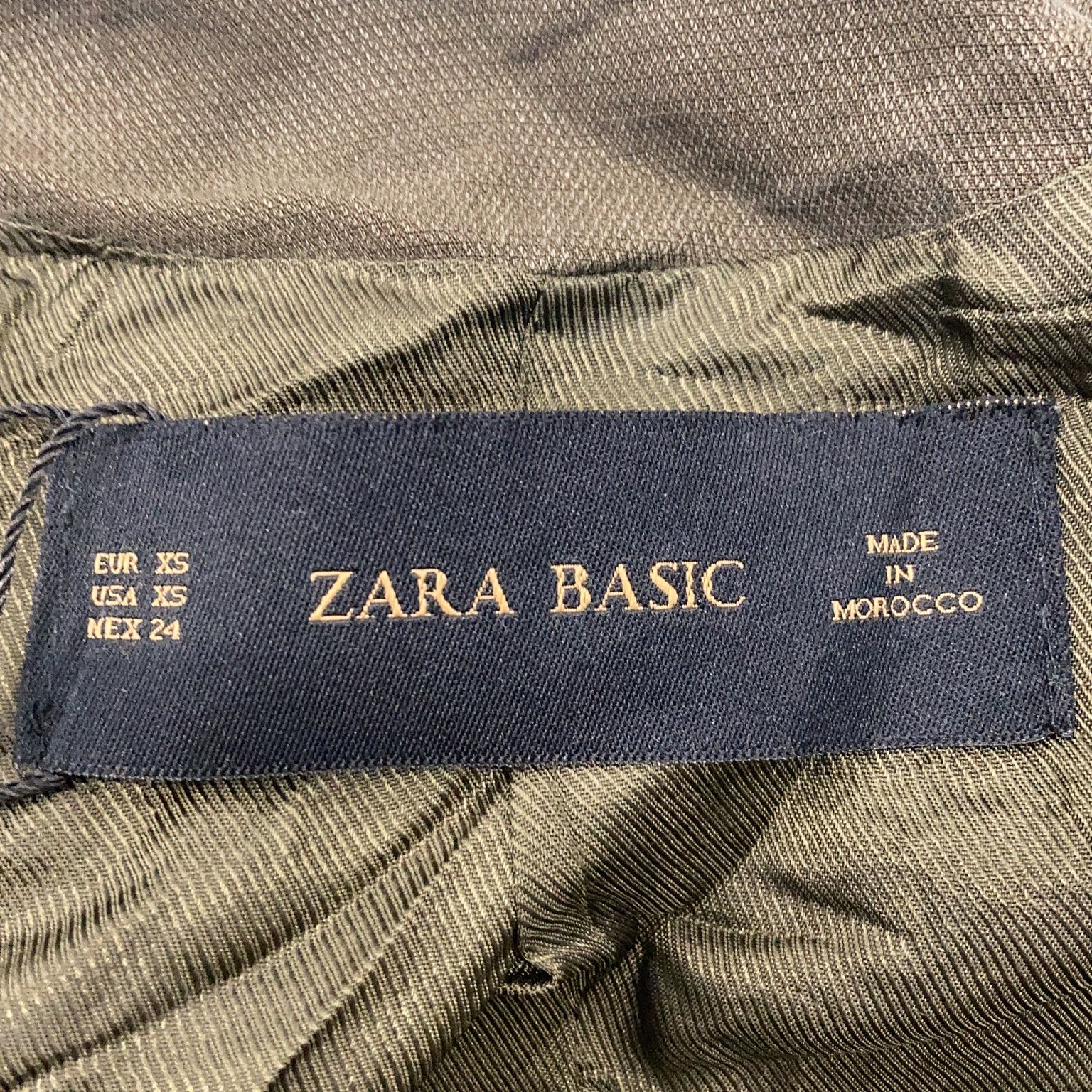 Zara Basic