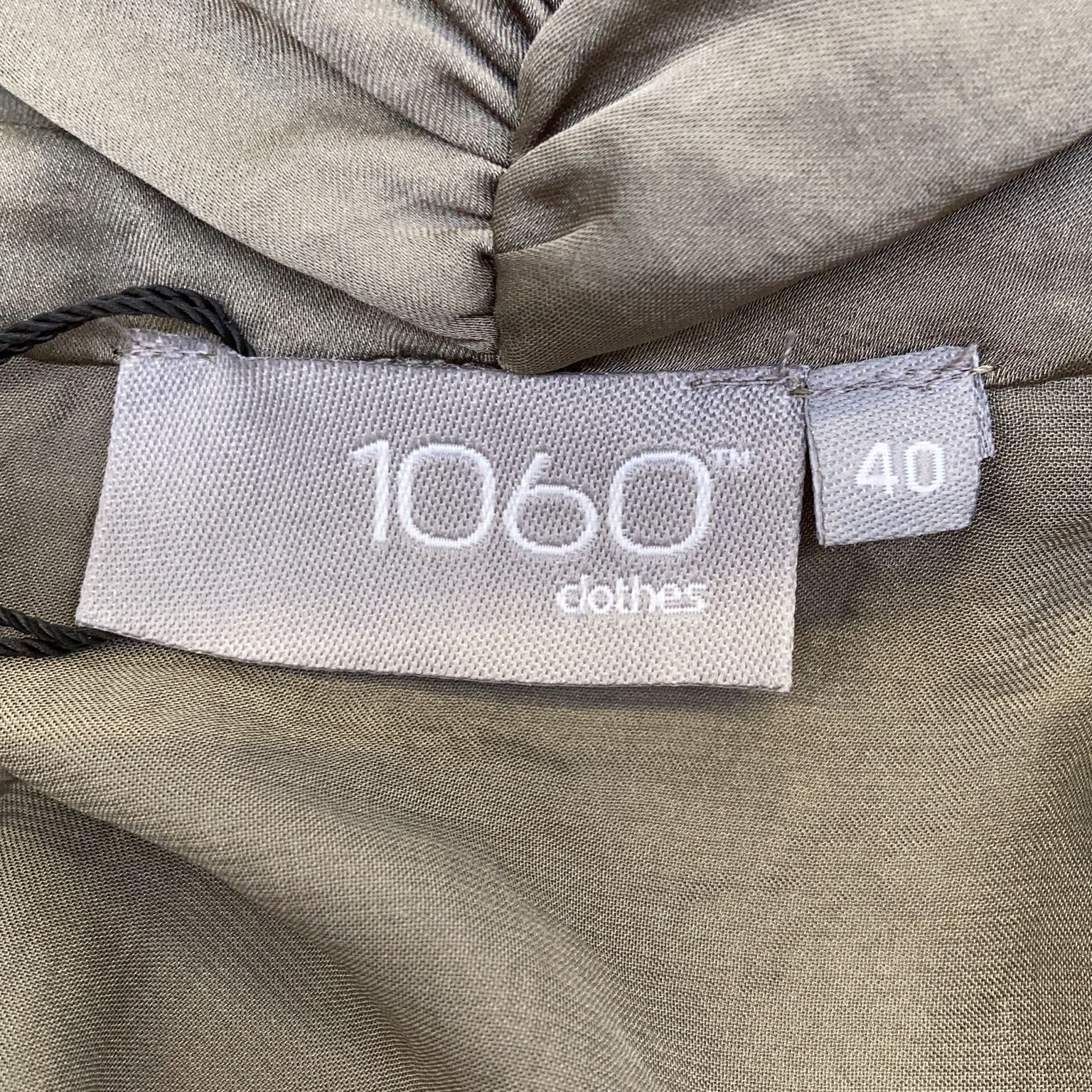 1060 Clothes