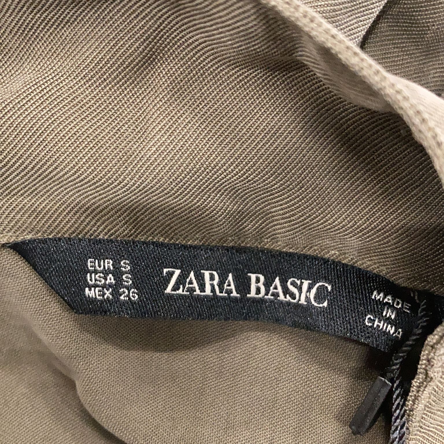 Zara Basic