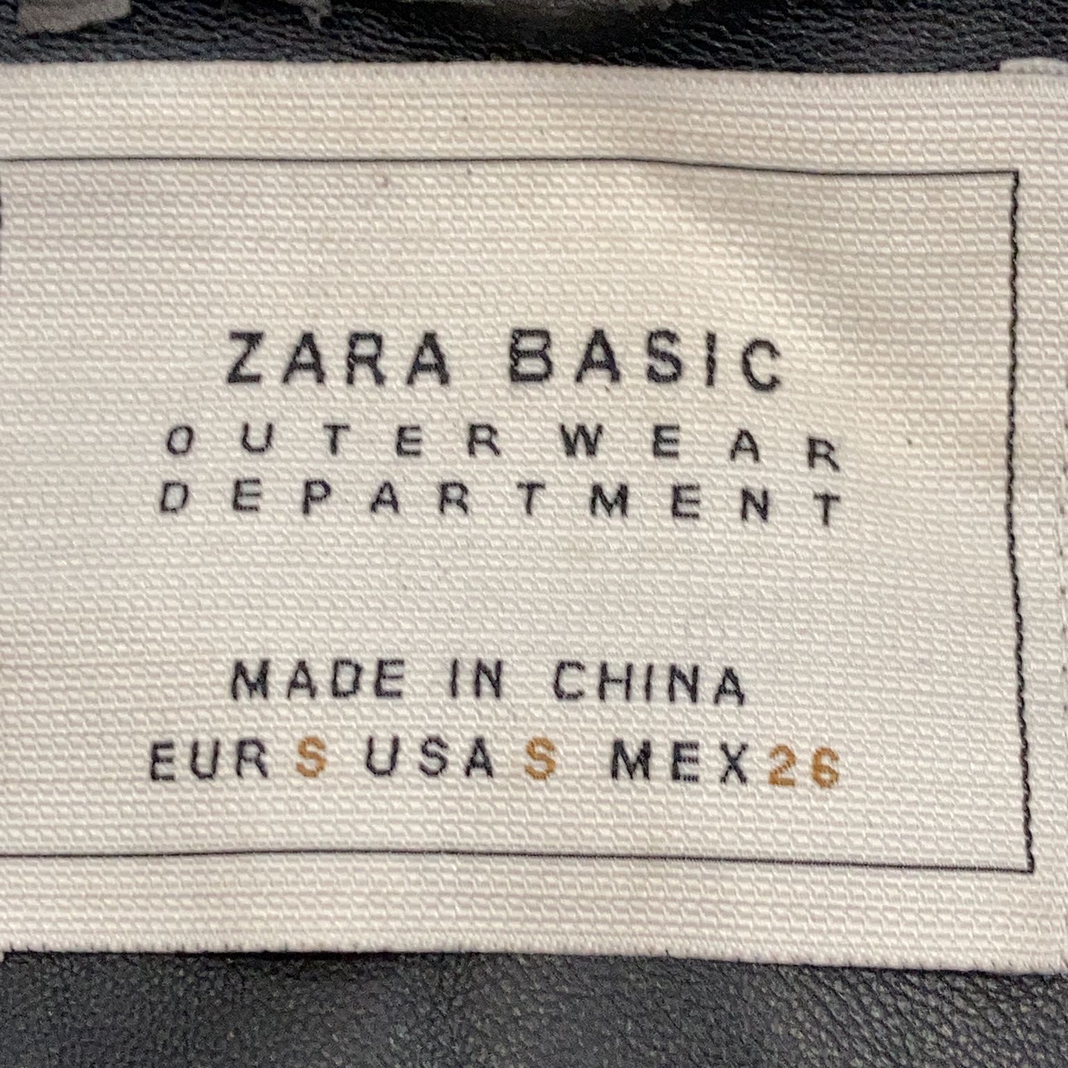 Zara Basic