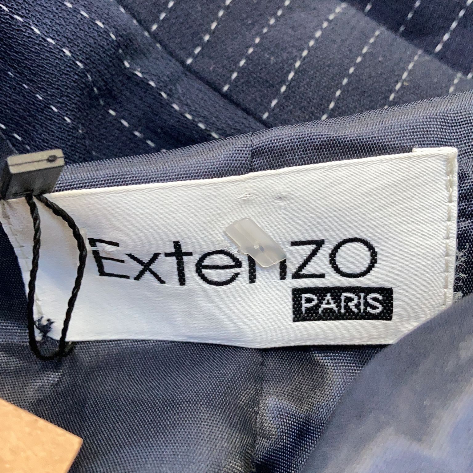 Extenzo Paris