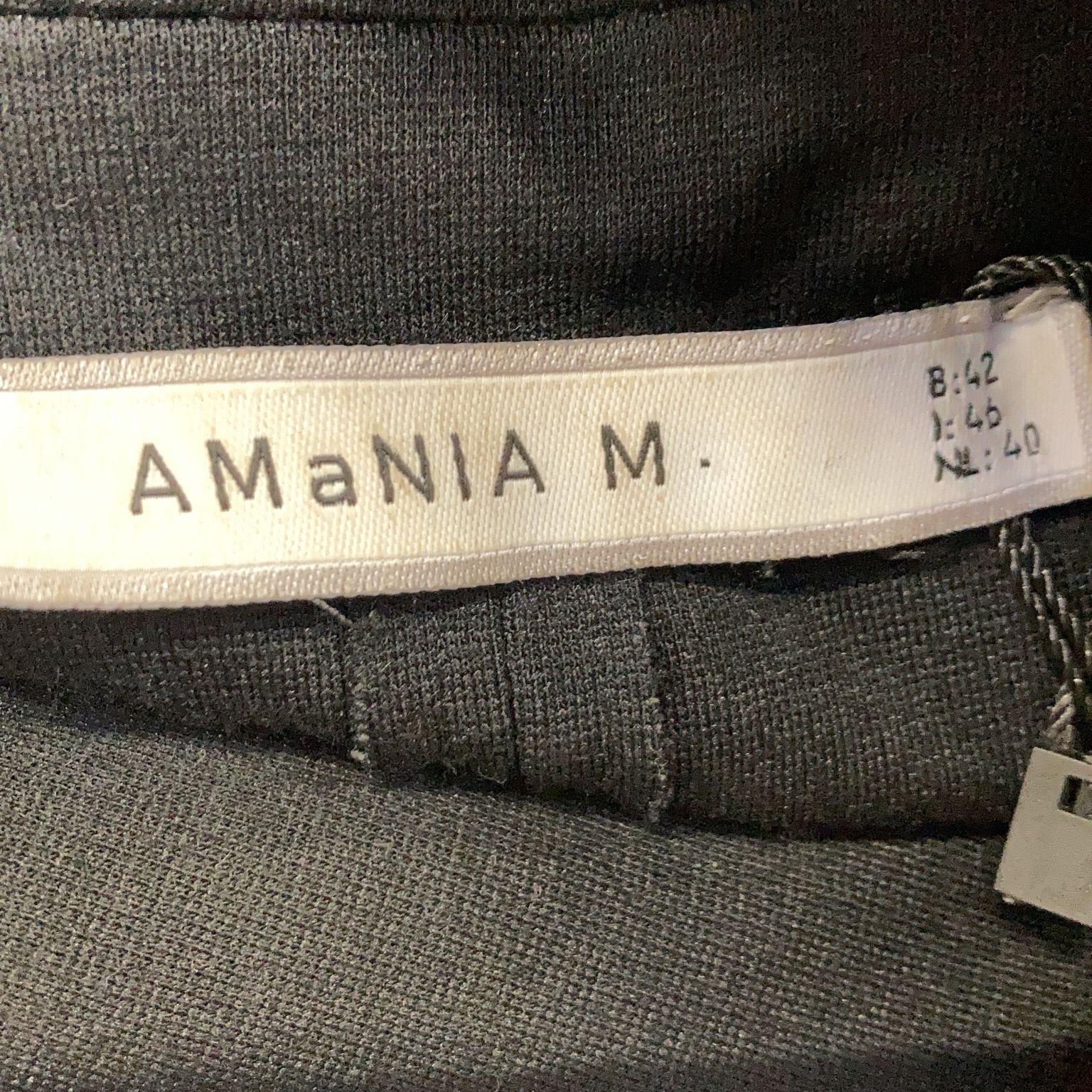 Amania M