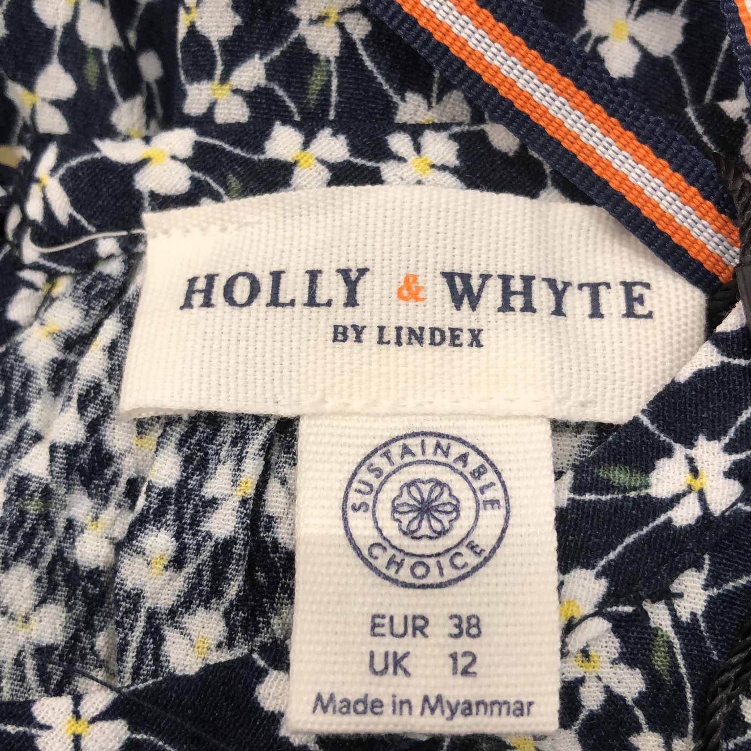 Holly  Whyte by Lindex