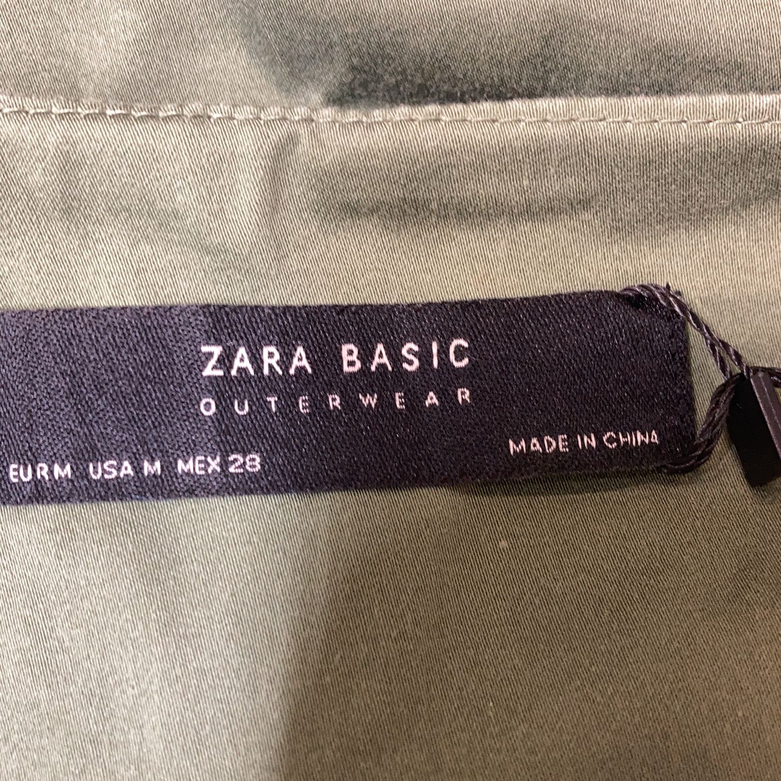 Zara Basic