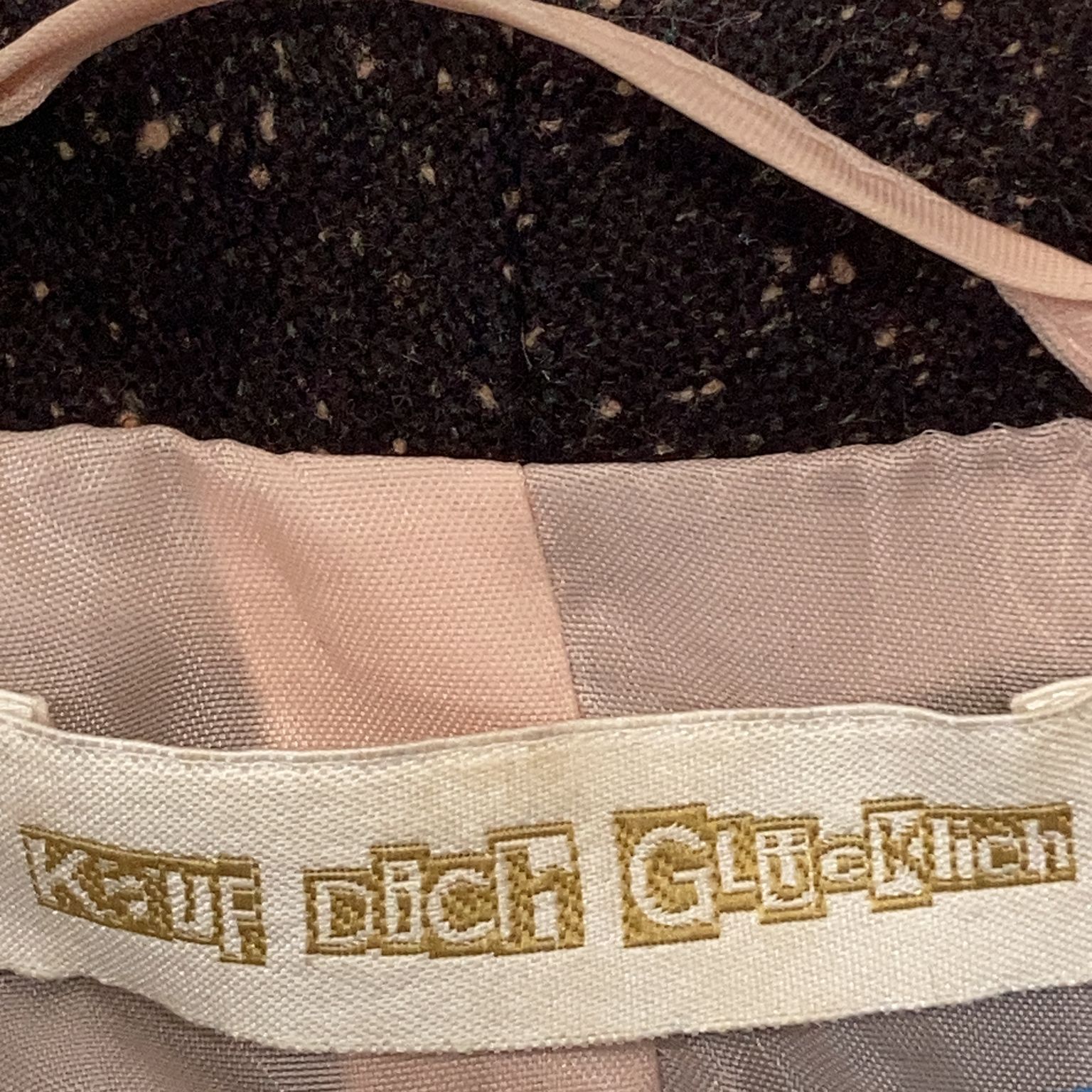 Kauf Dich Glücklich