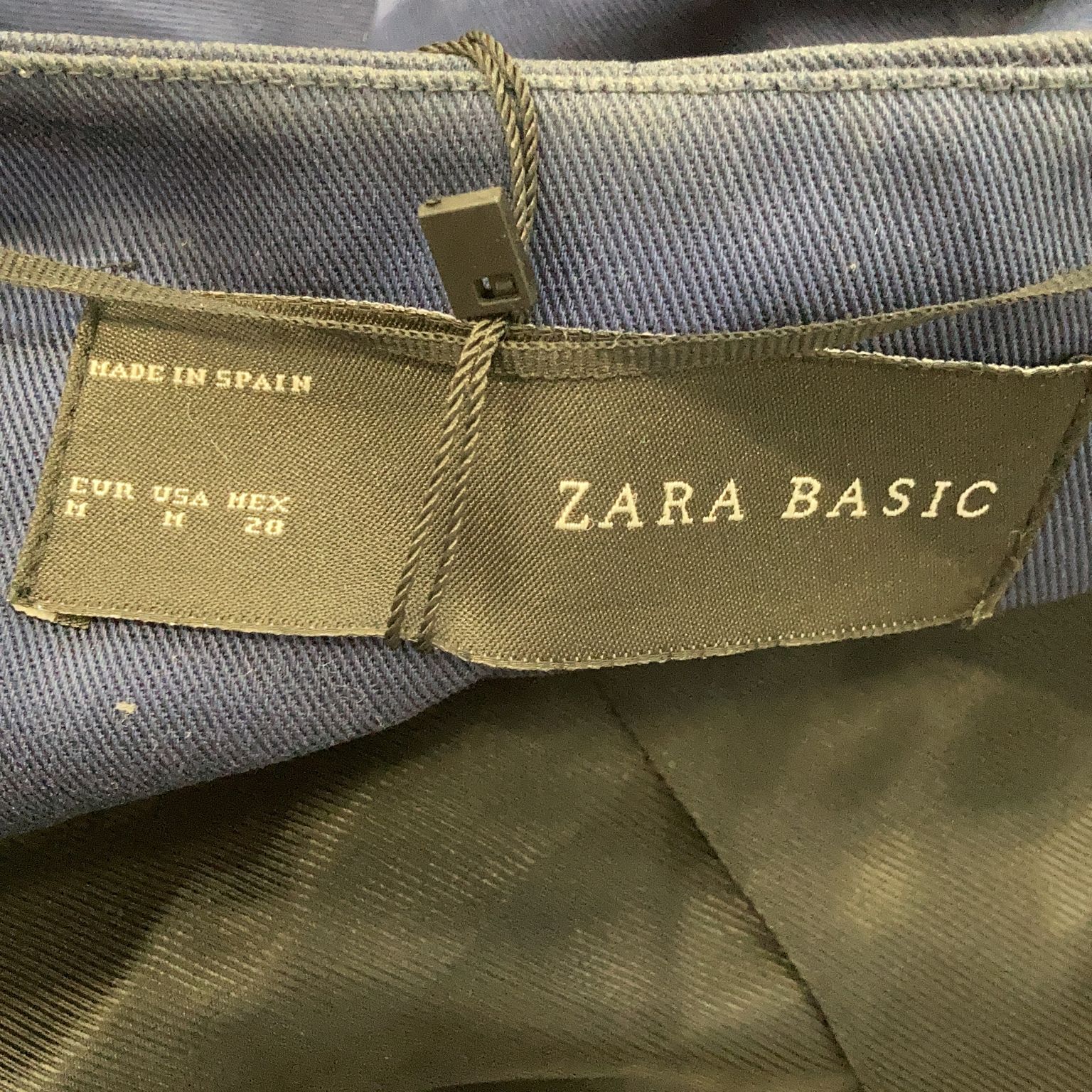 Zara Basic