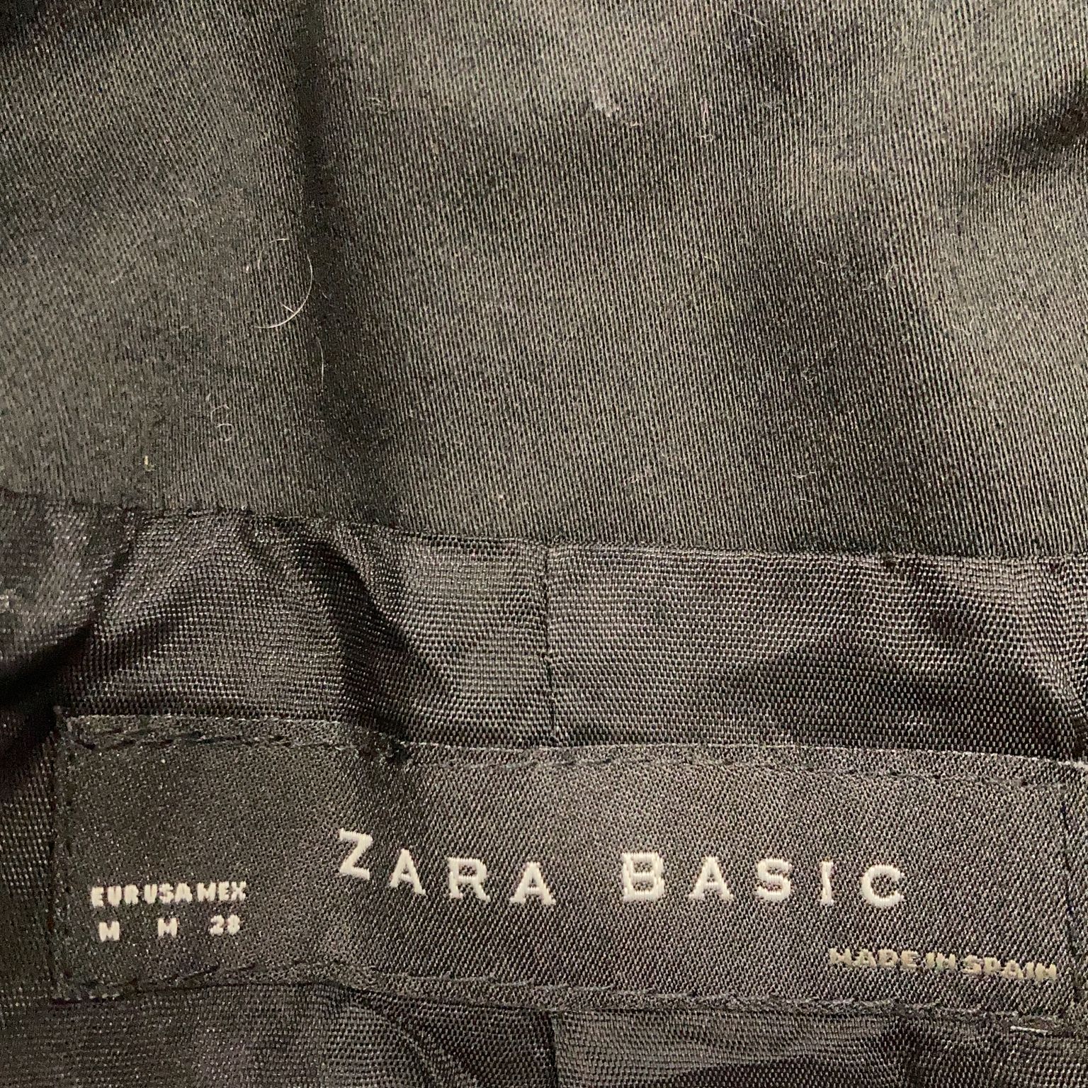 Zara Basic