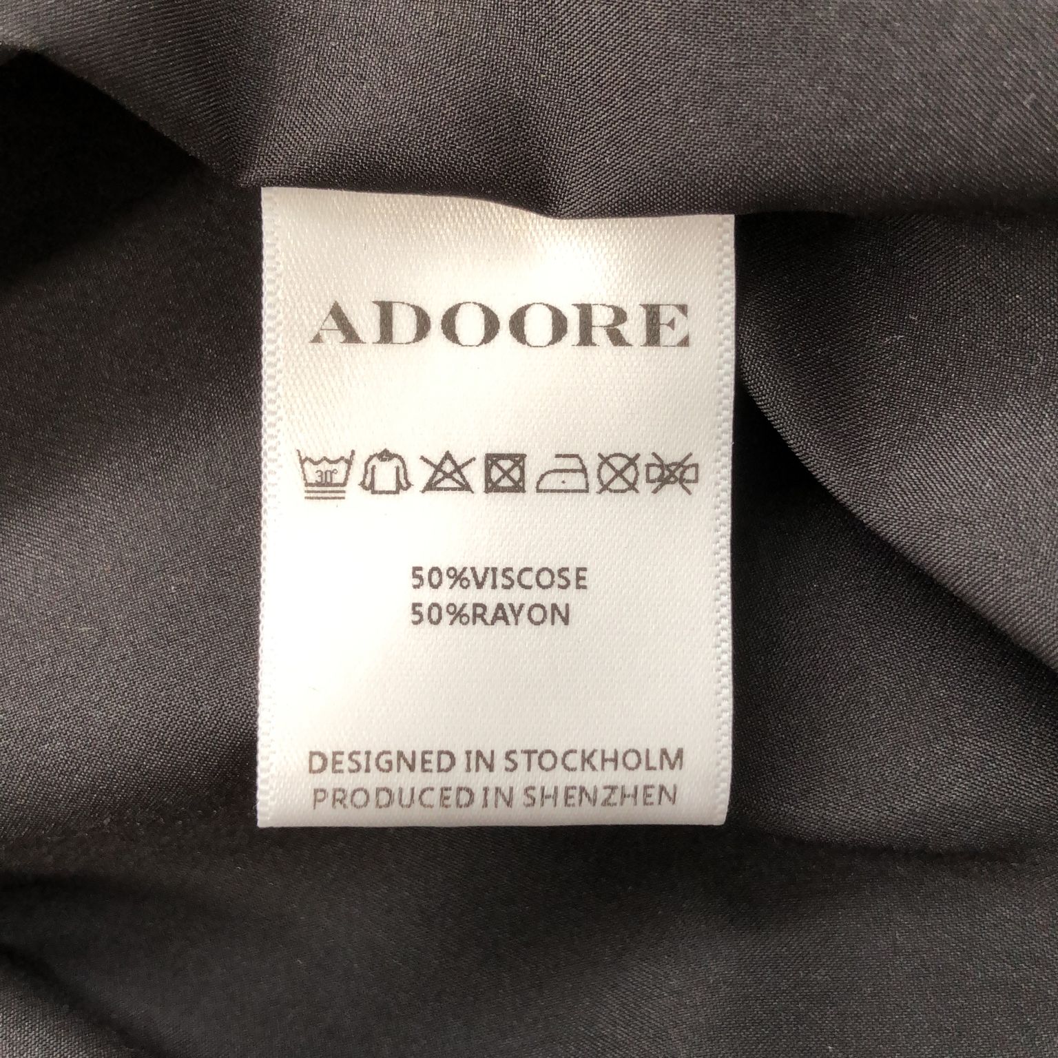 Adoore