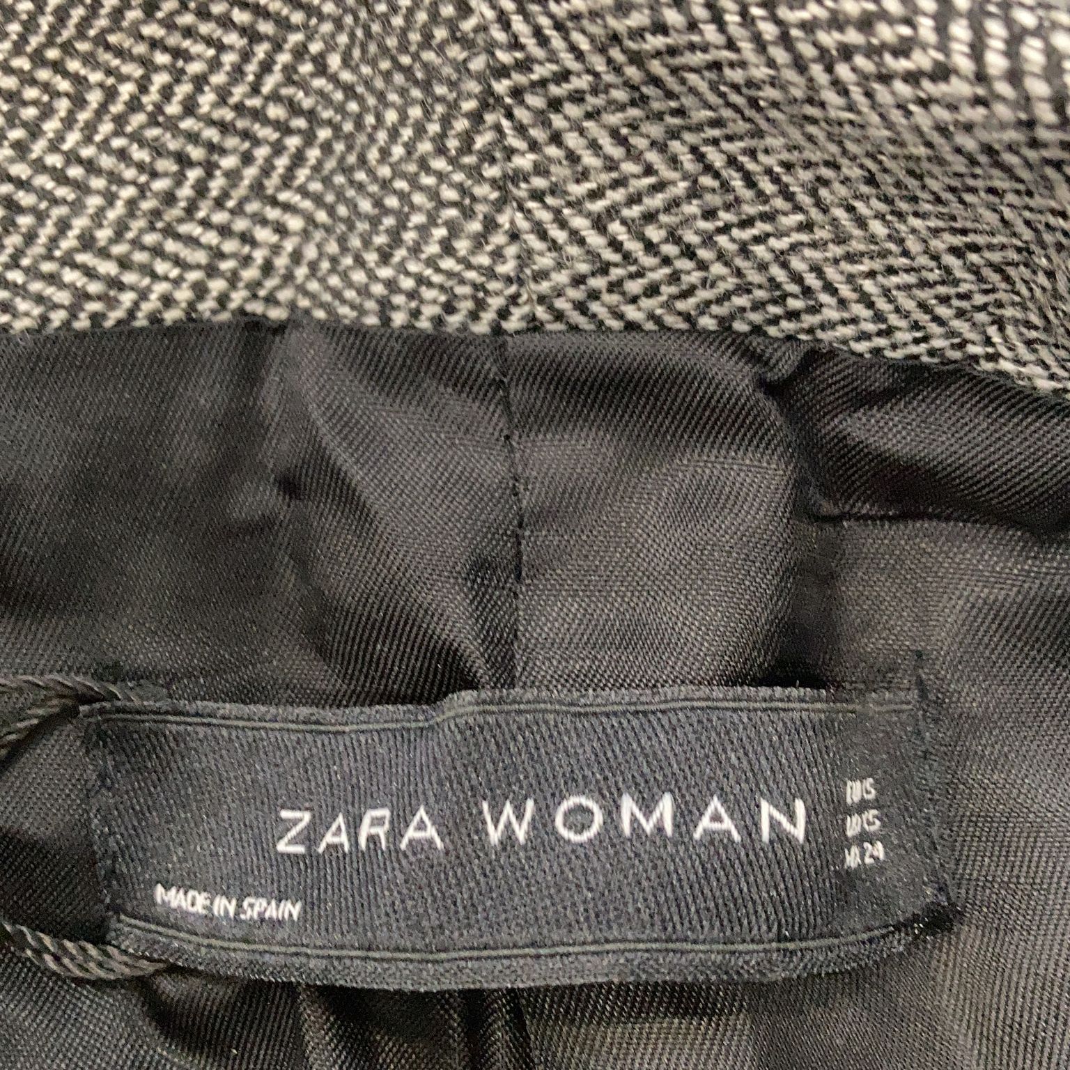 Zara Woman