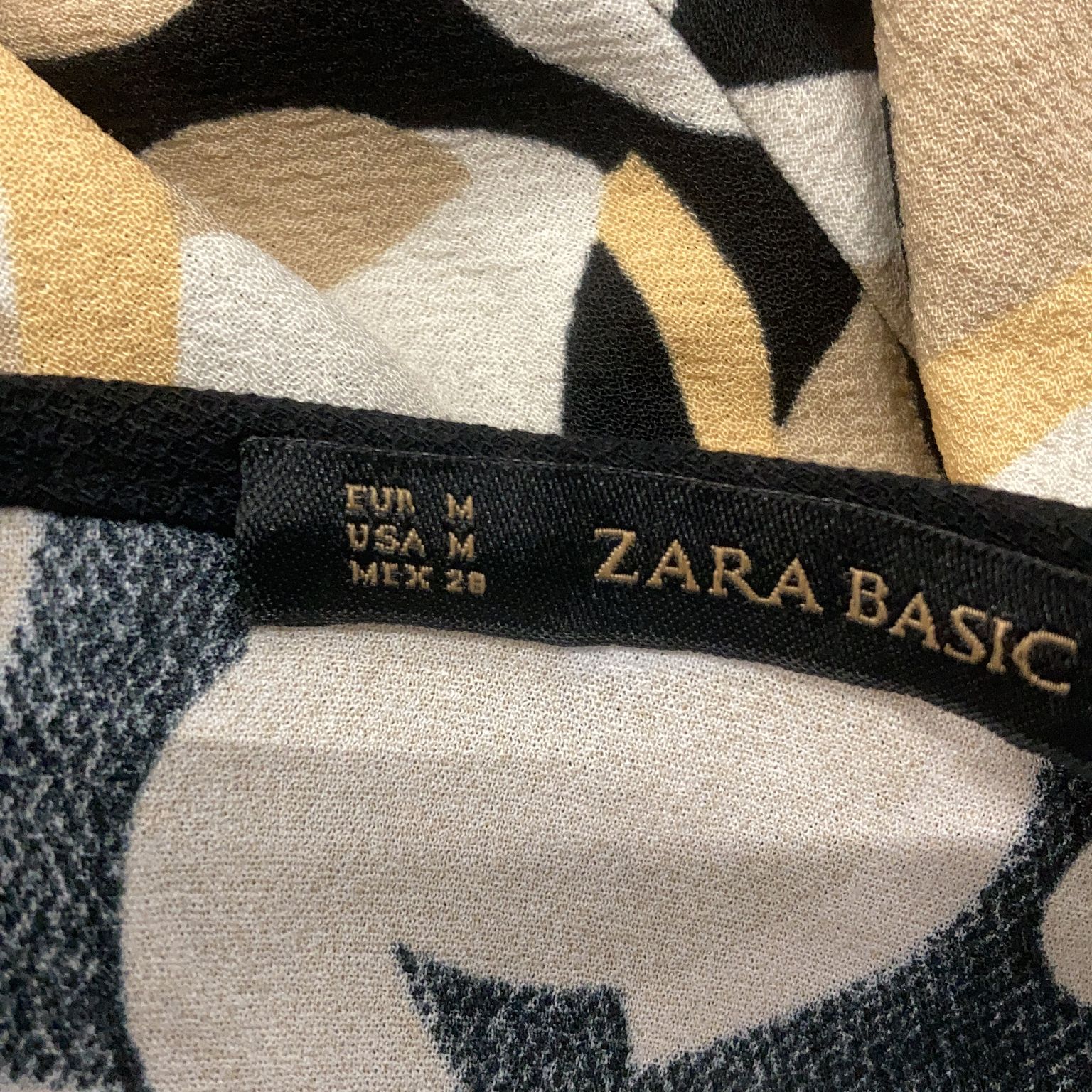 Zara Basic