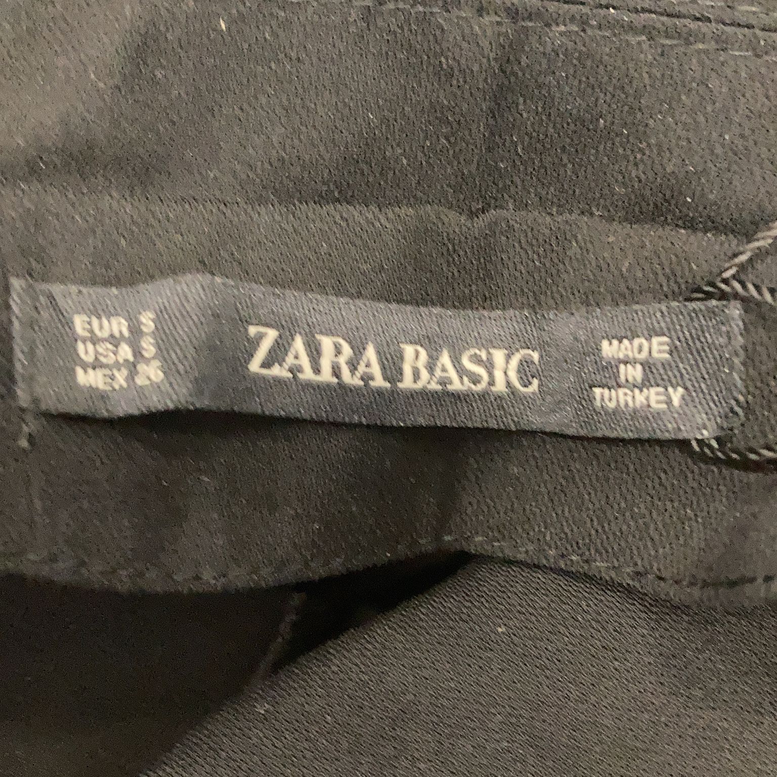 Zara Basic