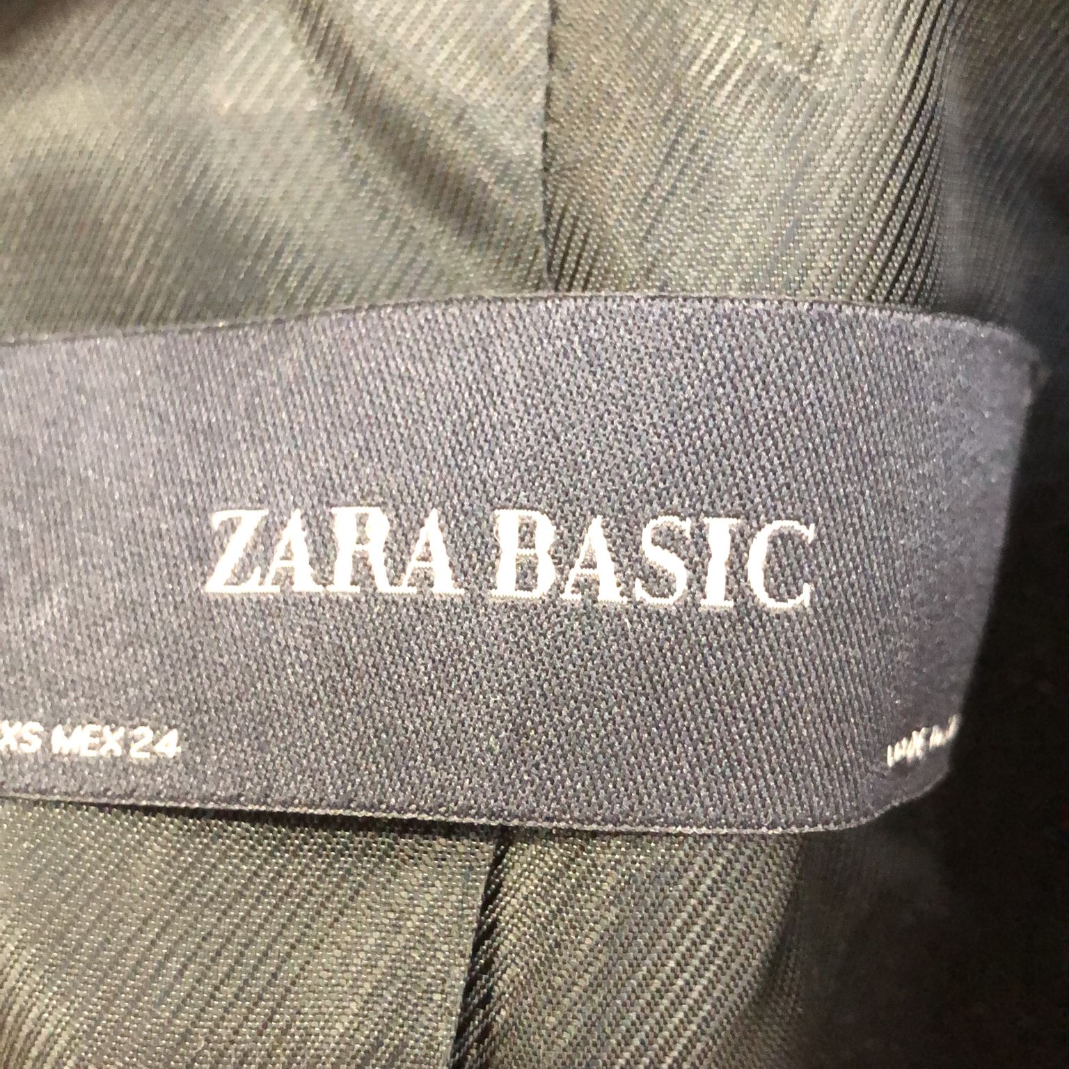 Zara Basic