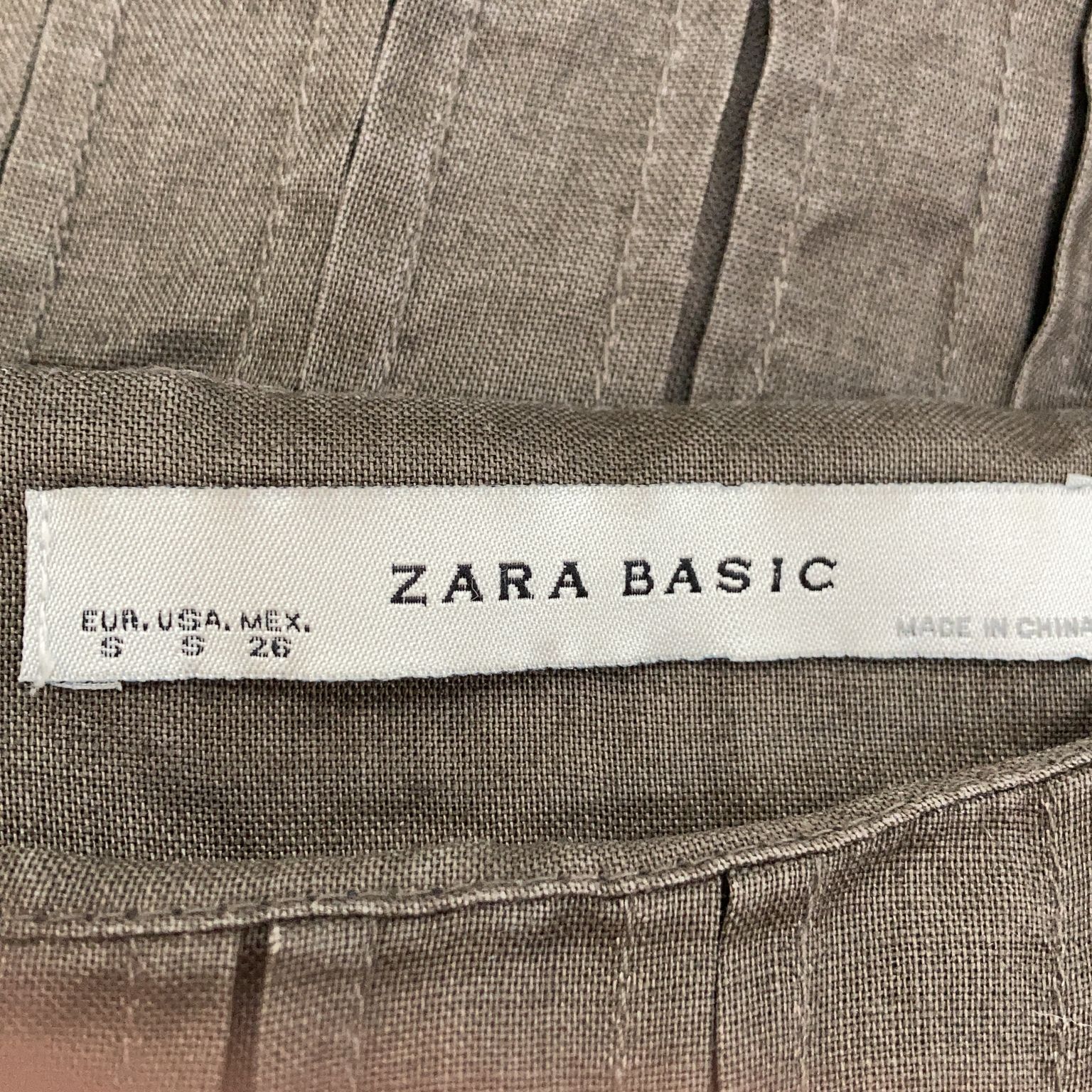 Zara Basic