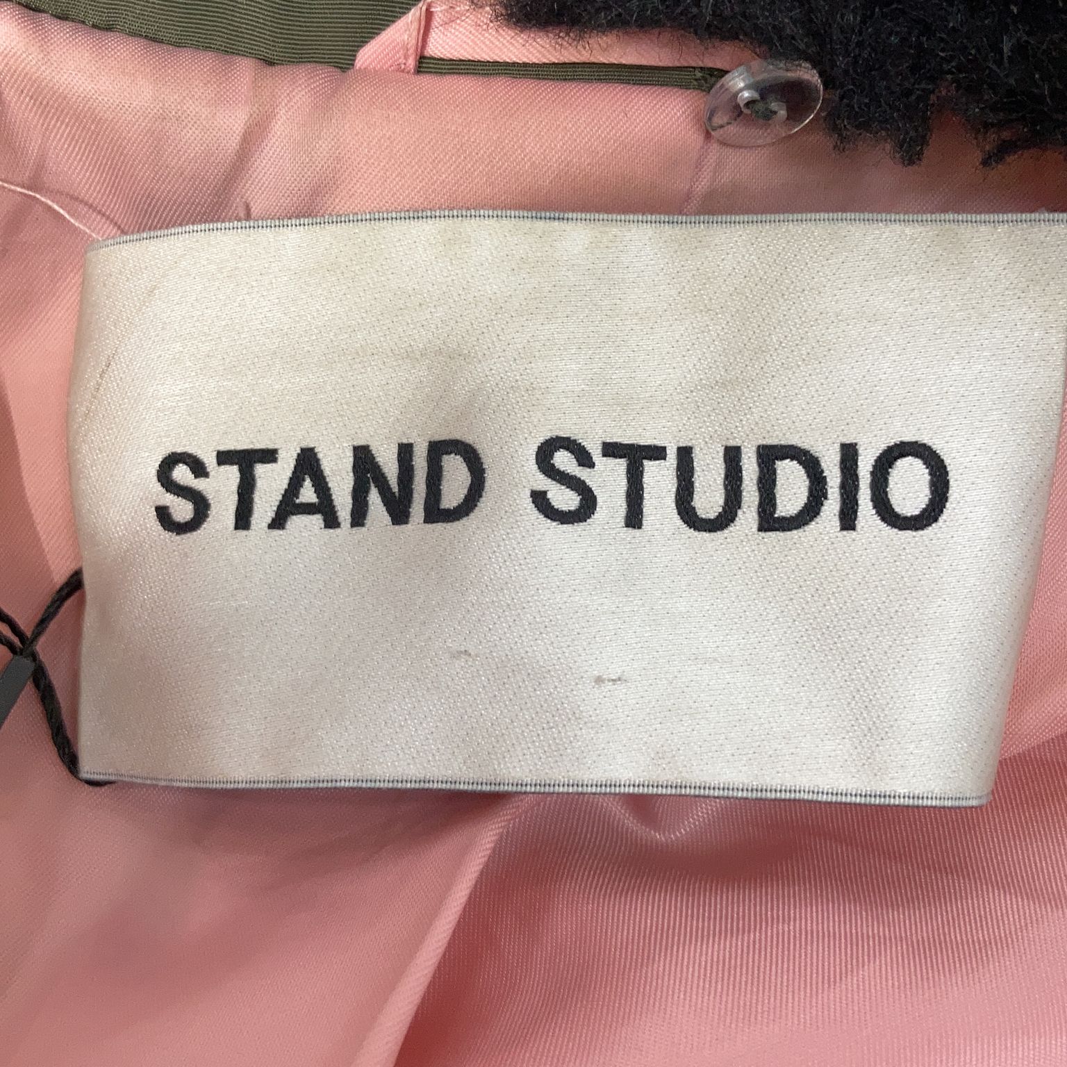 Stand Studio