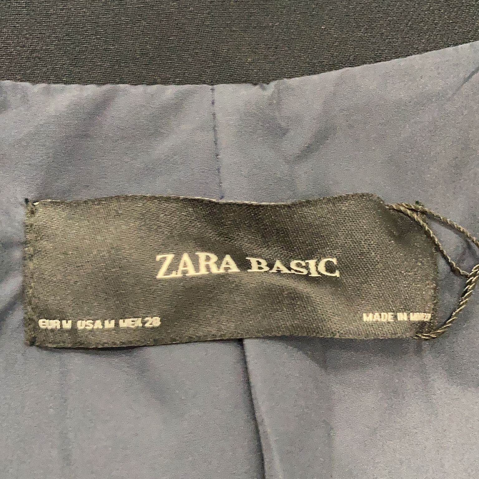 Zara Basic