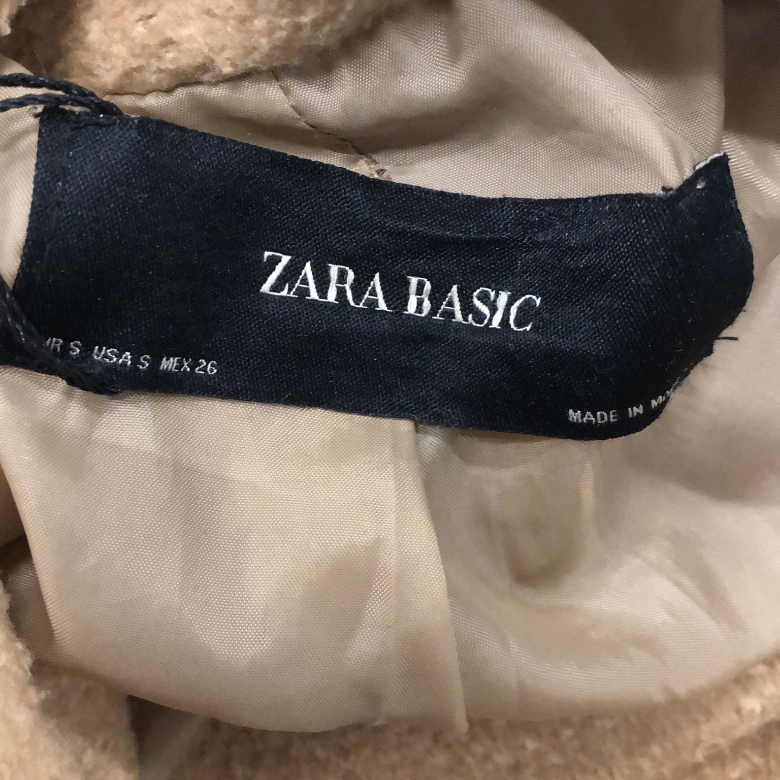 Zara Basic