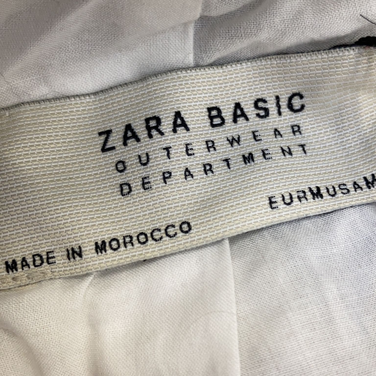 Zara Basic