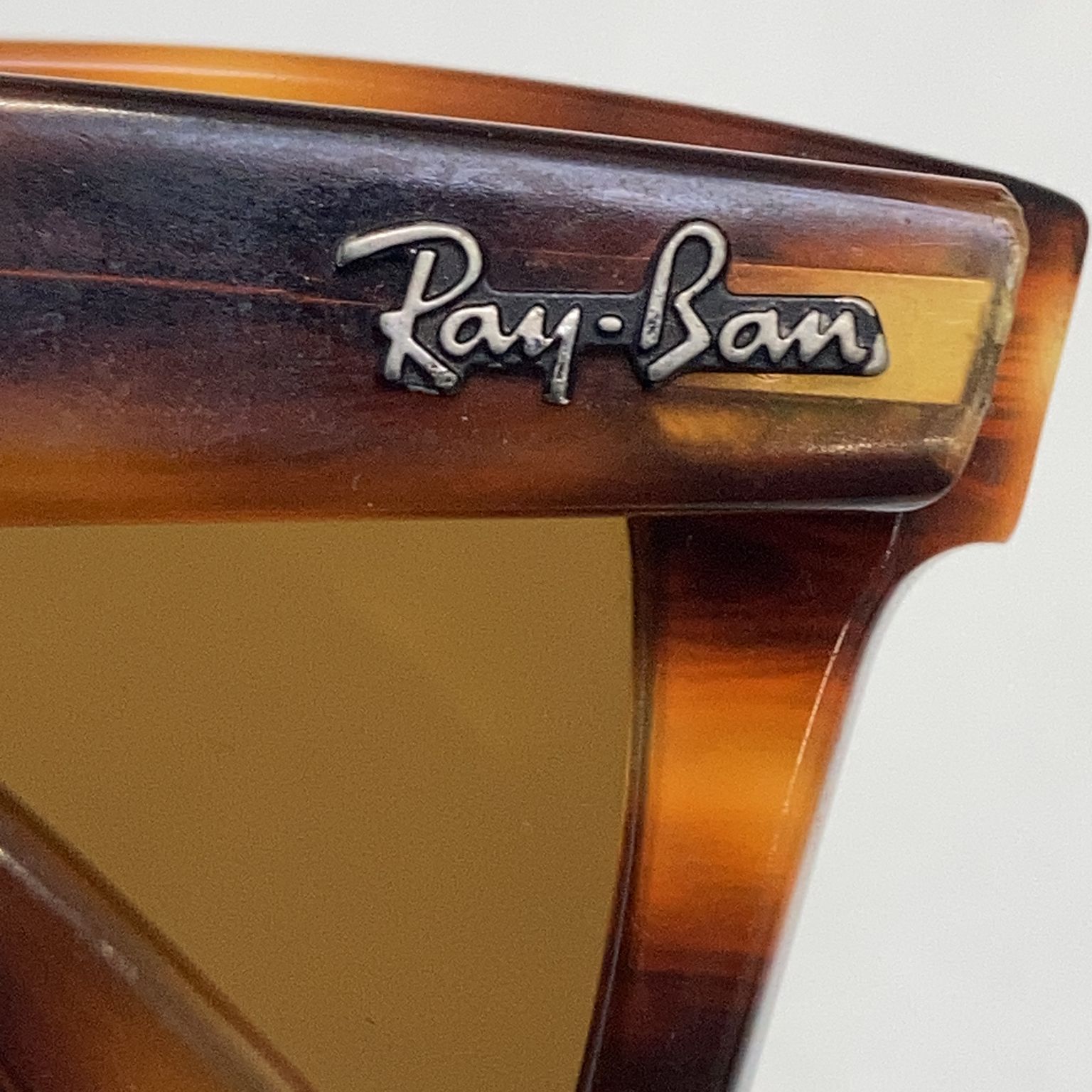 Ray-Ban