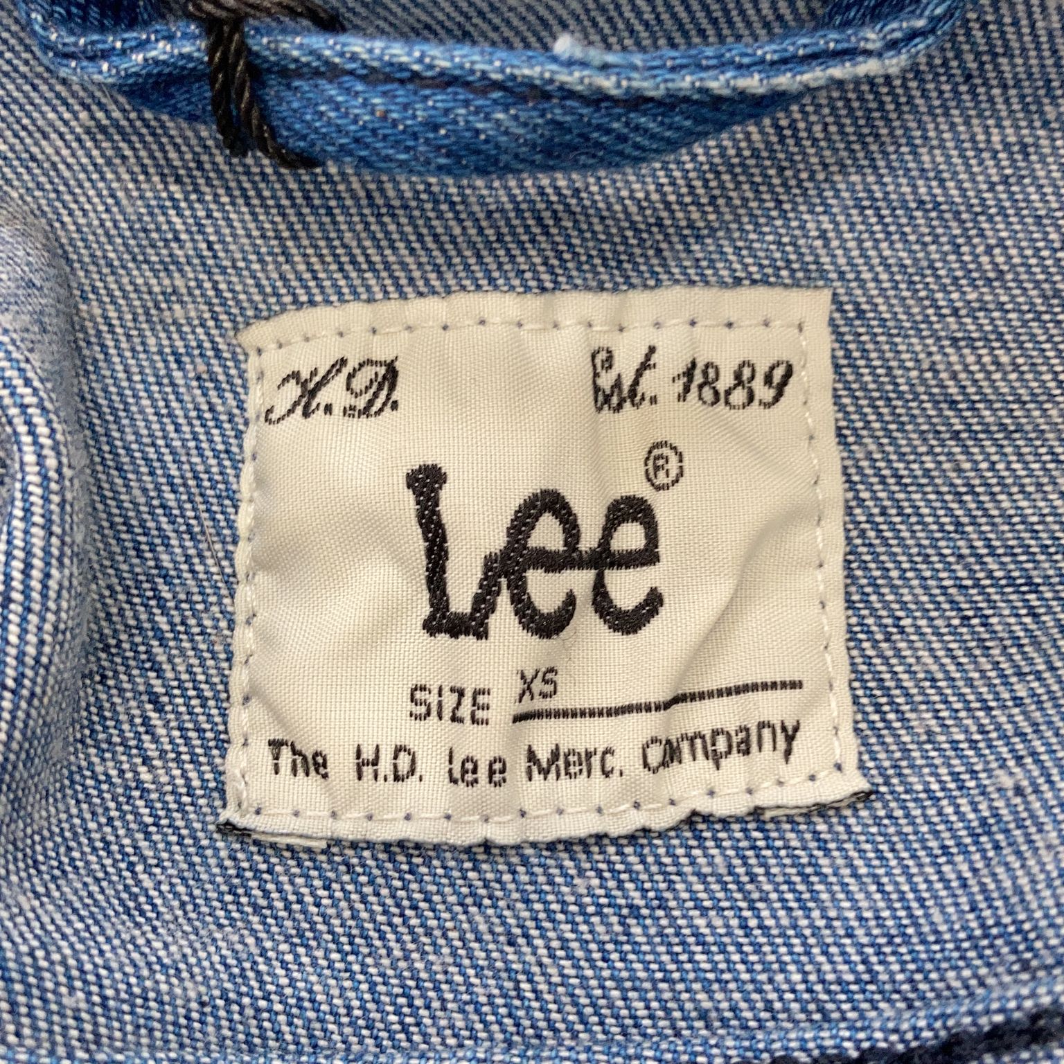 Lee