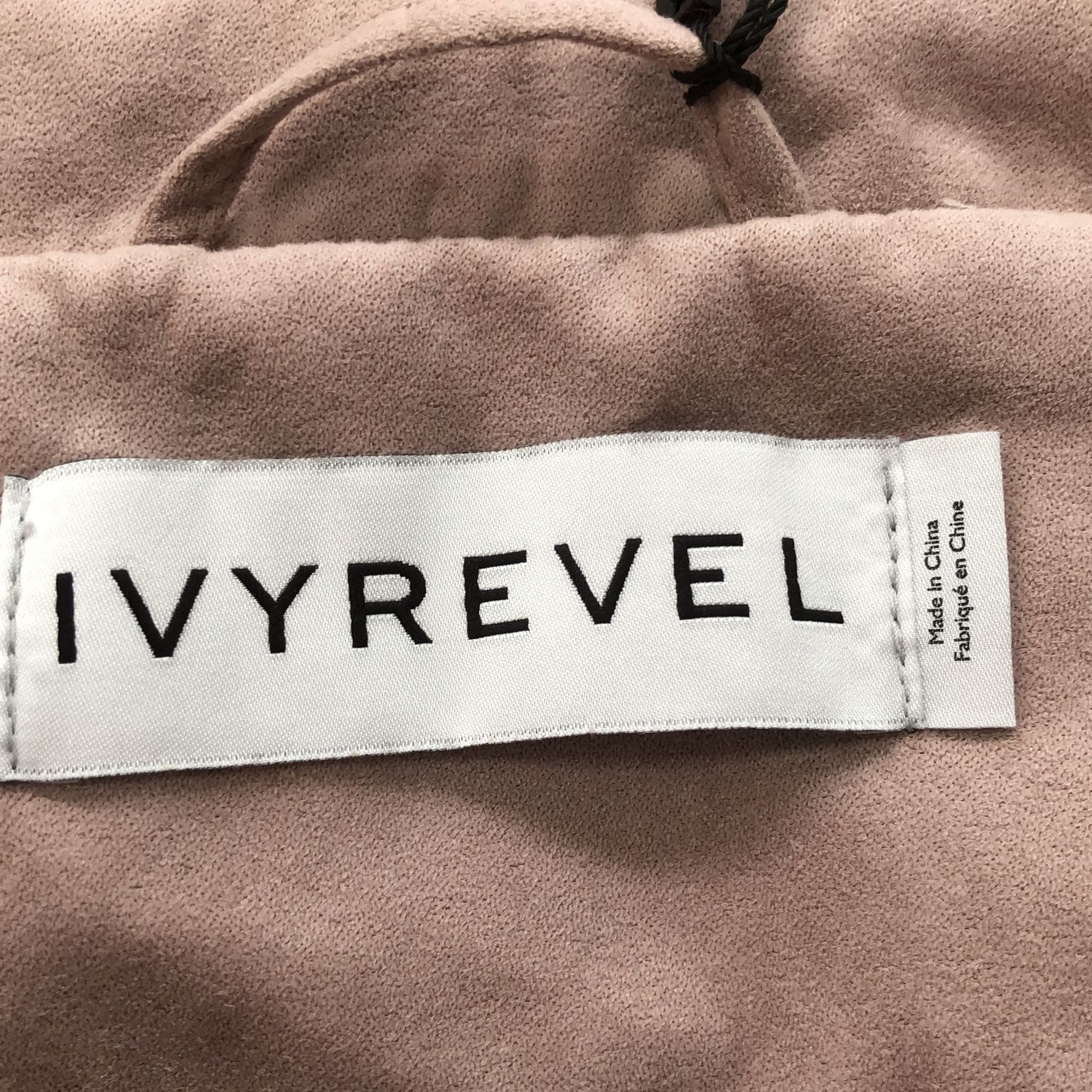 Ivyrevel