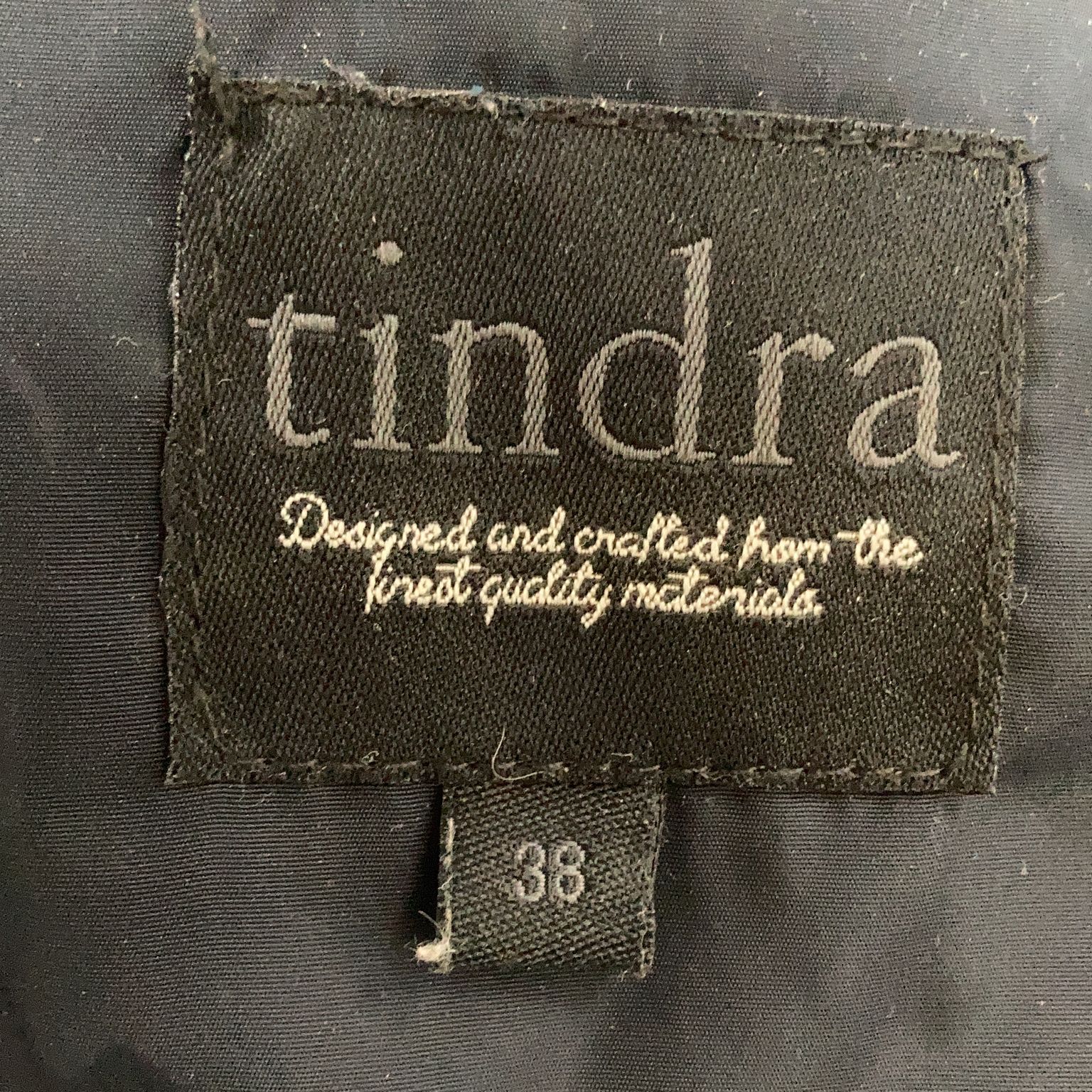 Tindra