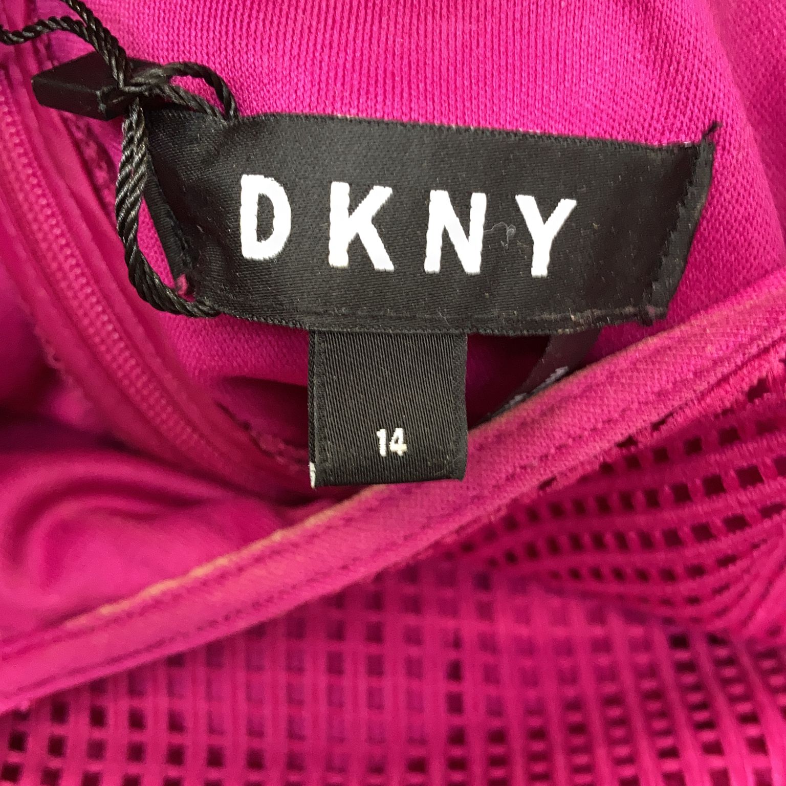 DKNY