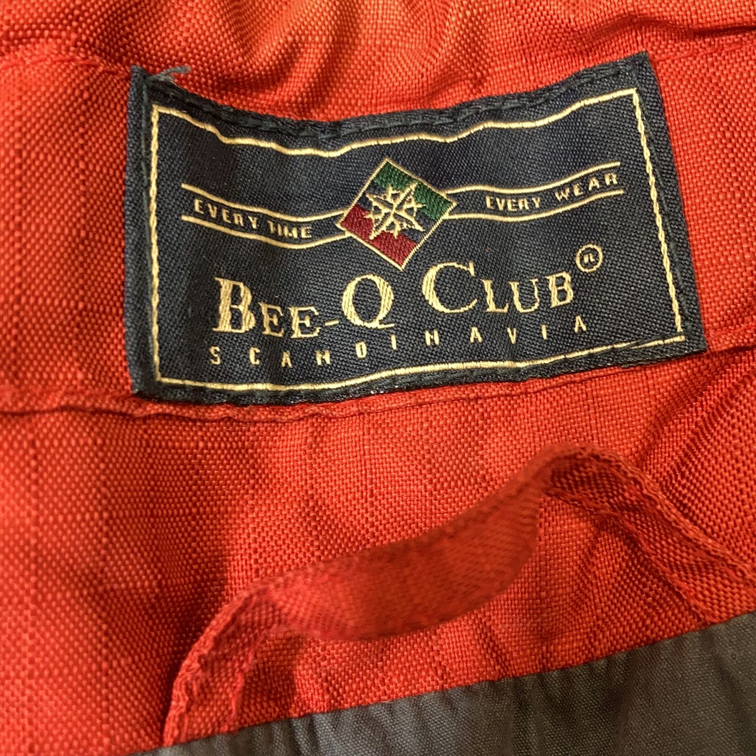 Bee-Q Club