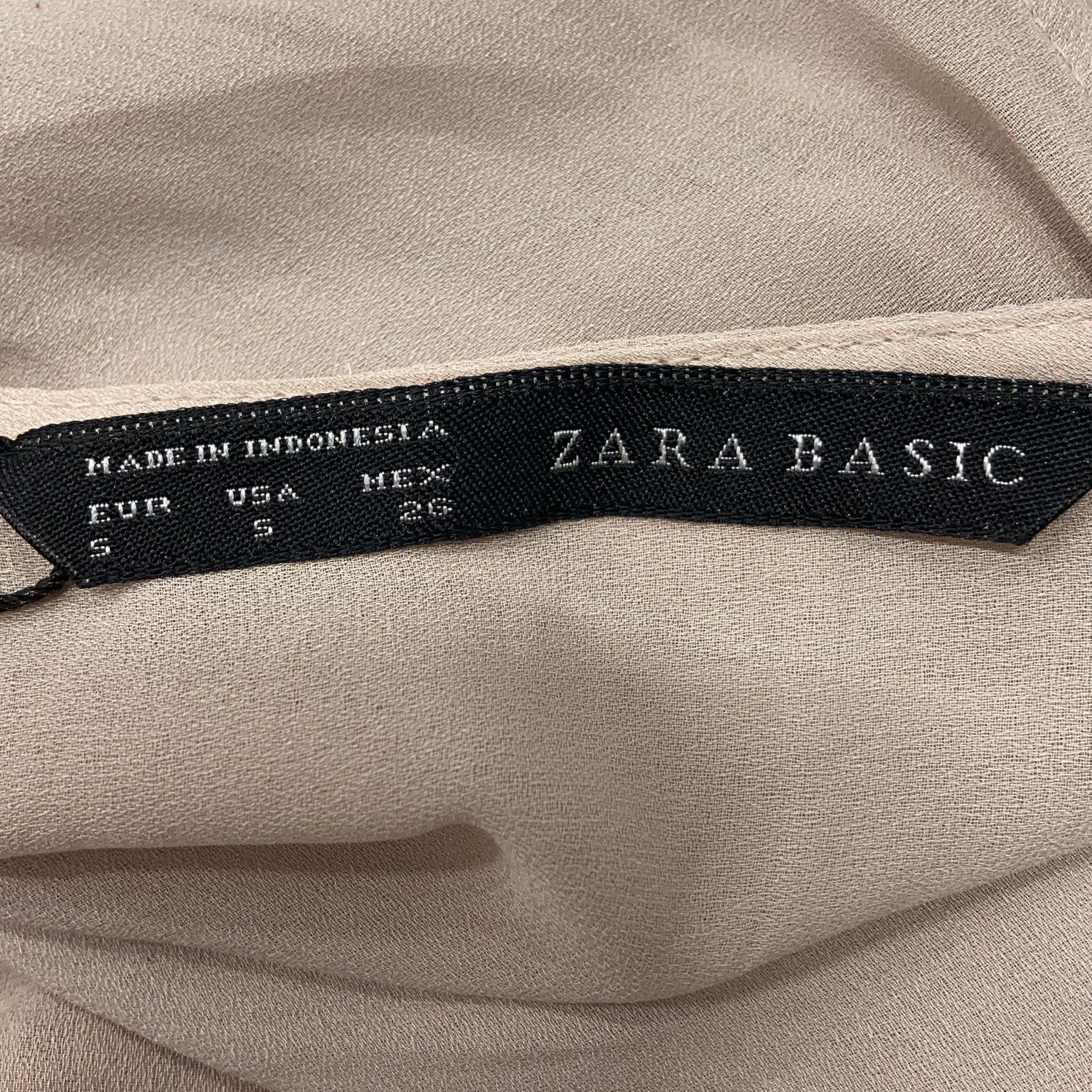 Zara Basic