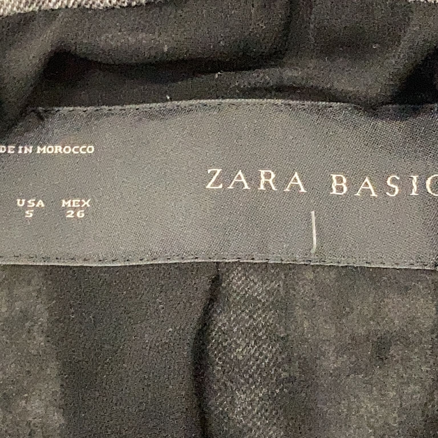 Zara Basic