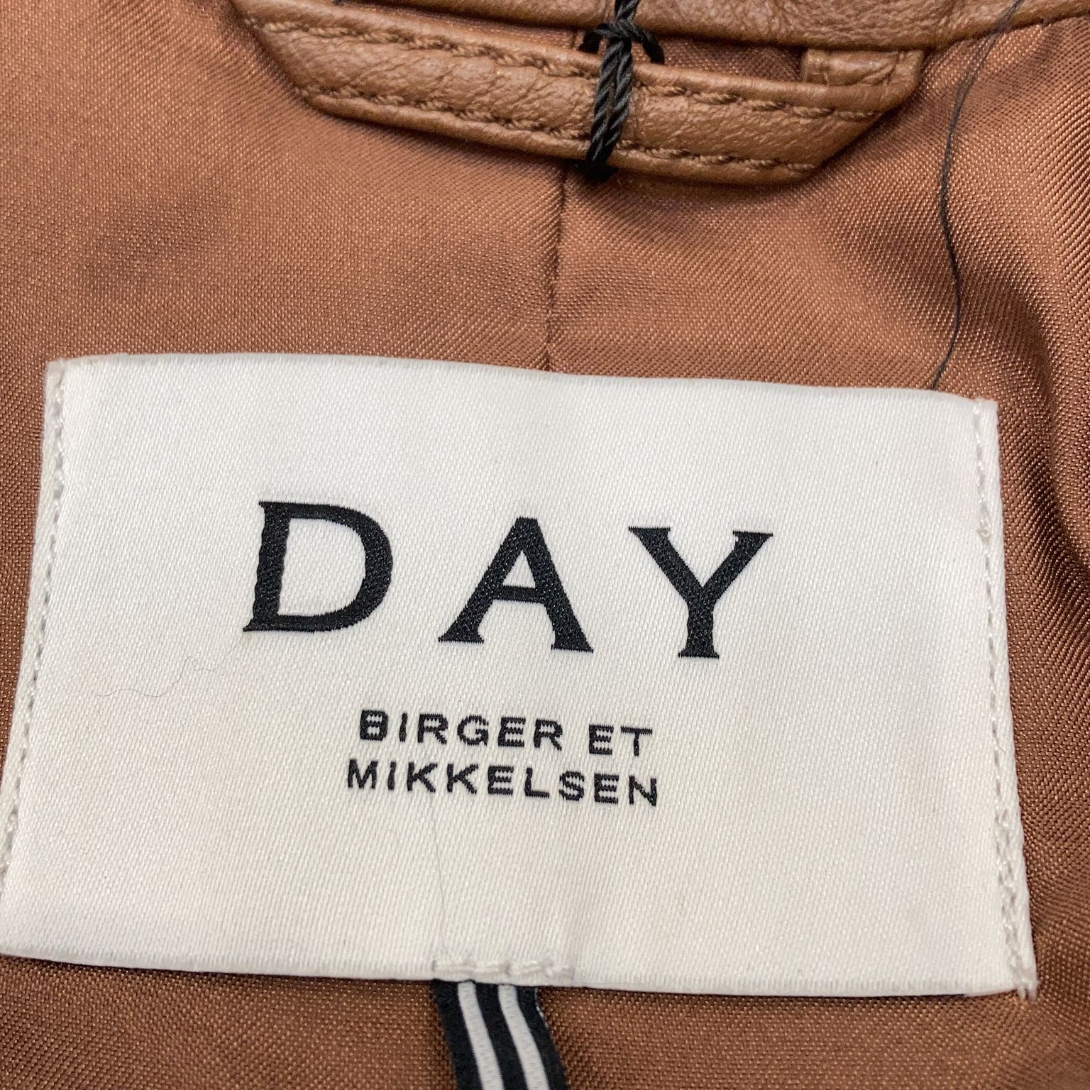 DAY Birger et Mikkelsen