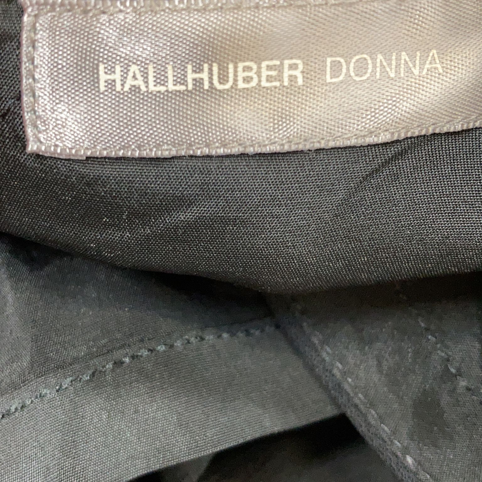 Hallhuber Donna