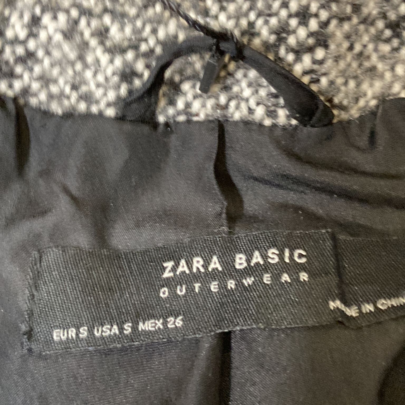 Zara Basic