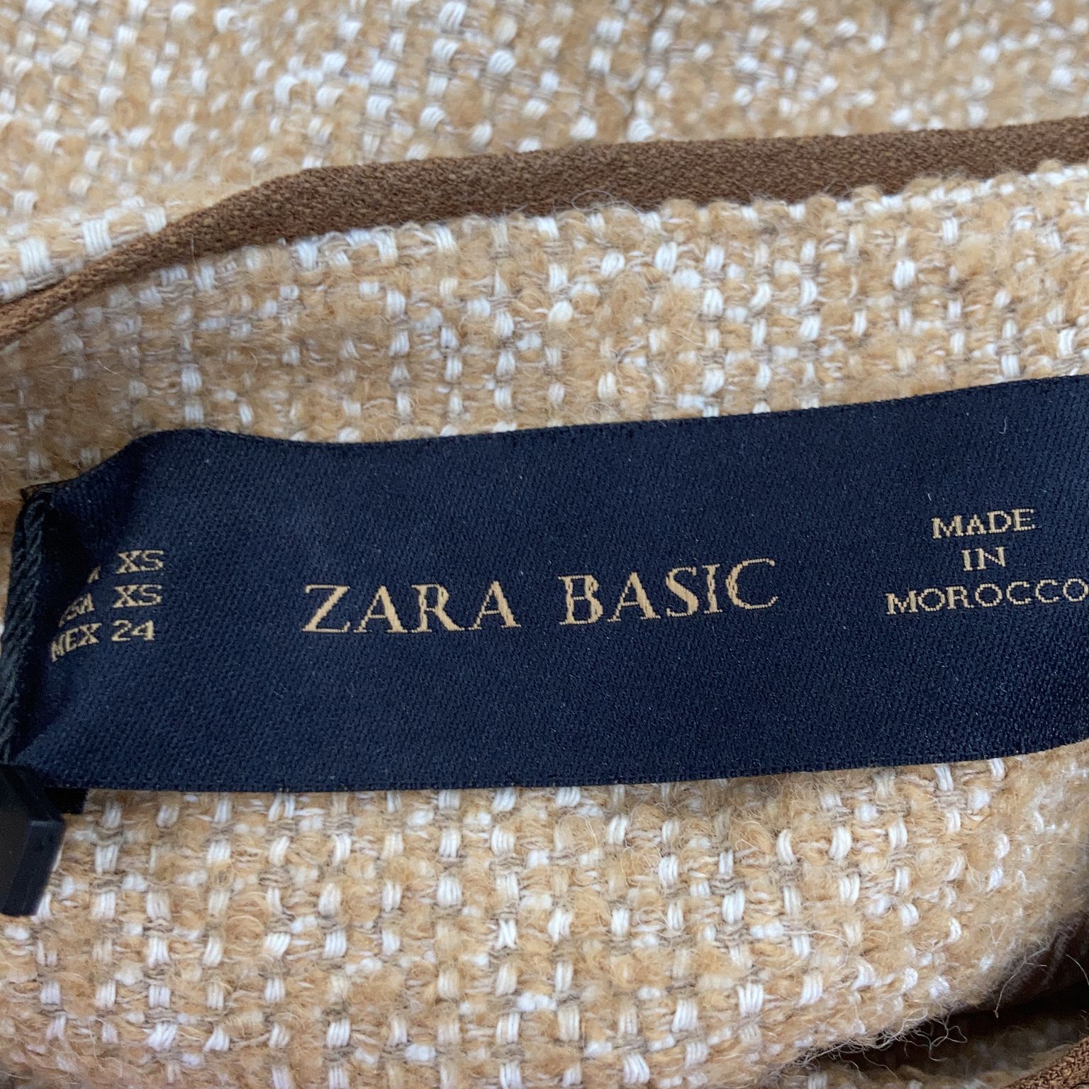 Zara Basic