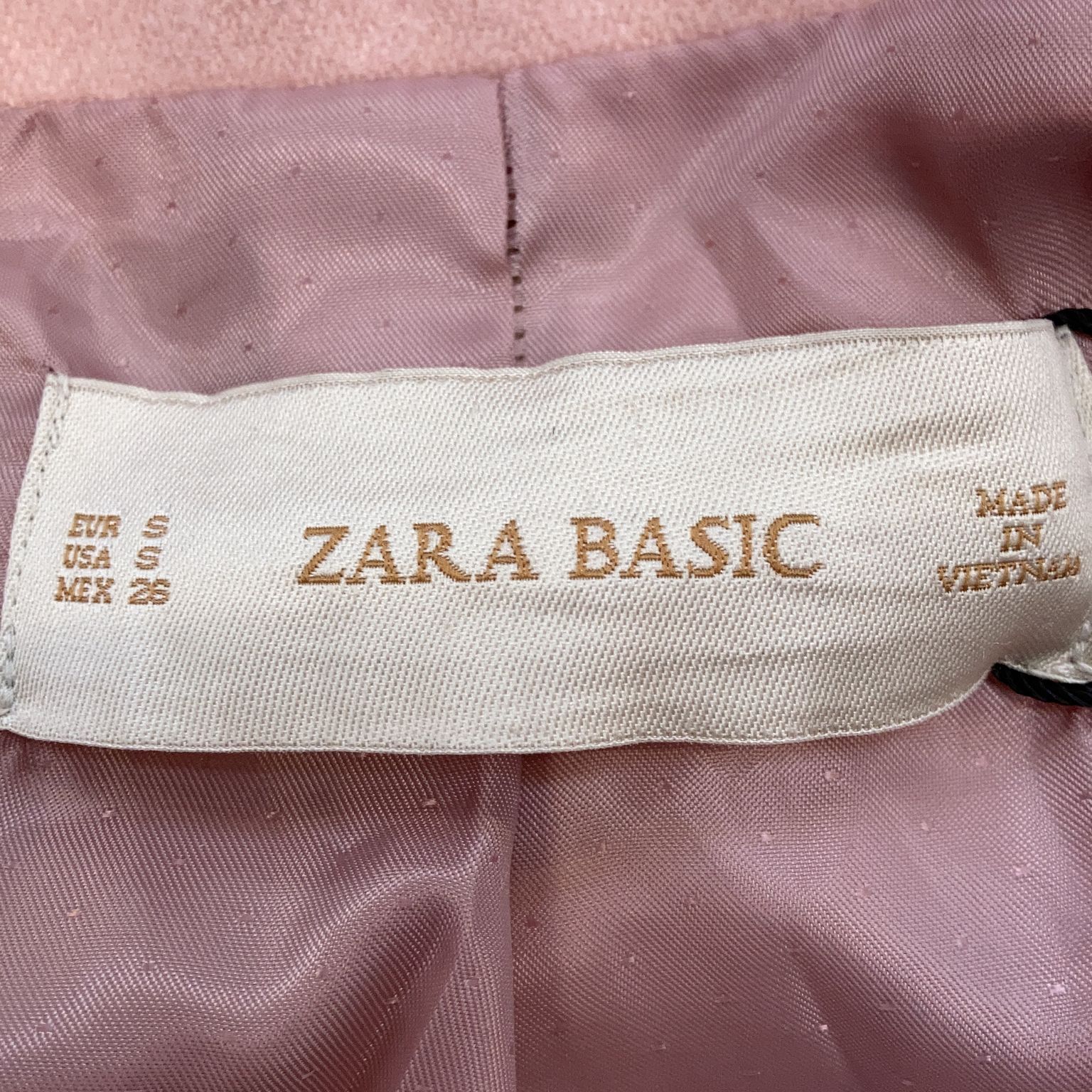 Zara Basic