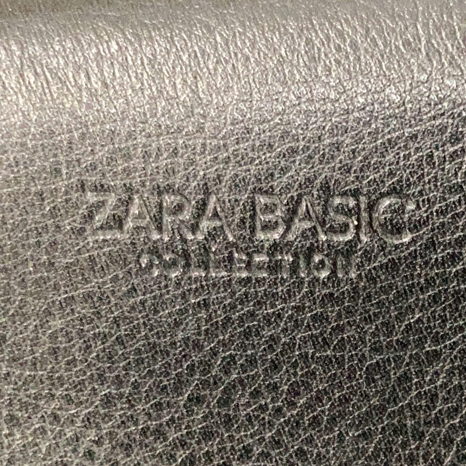 Zara Basic