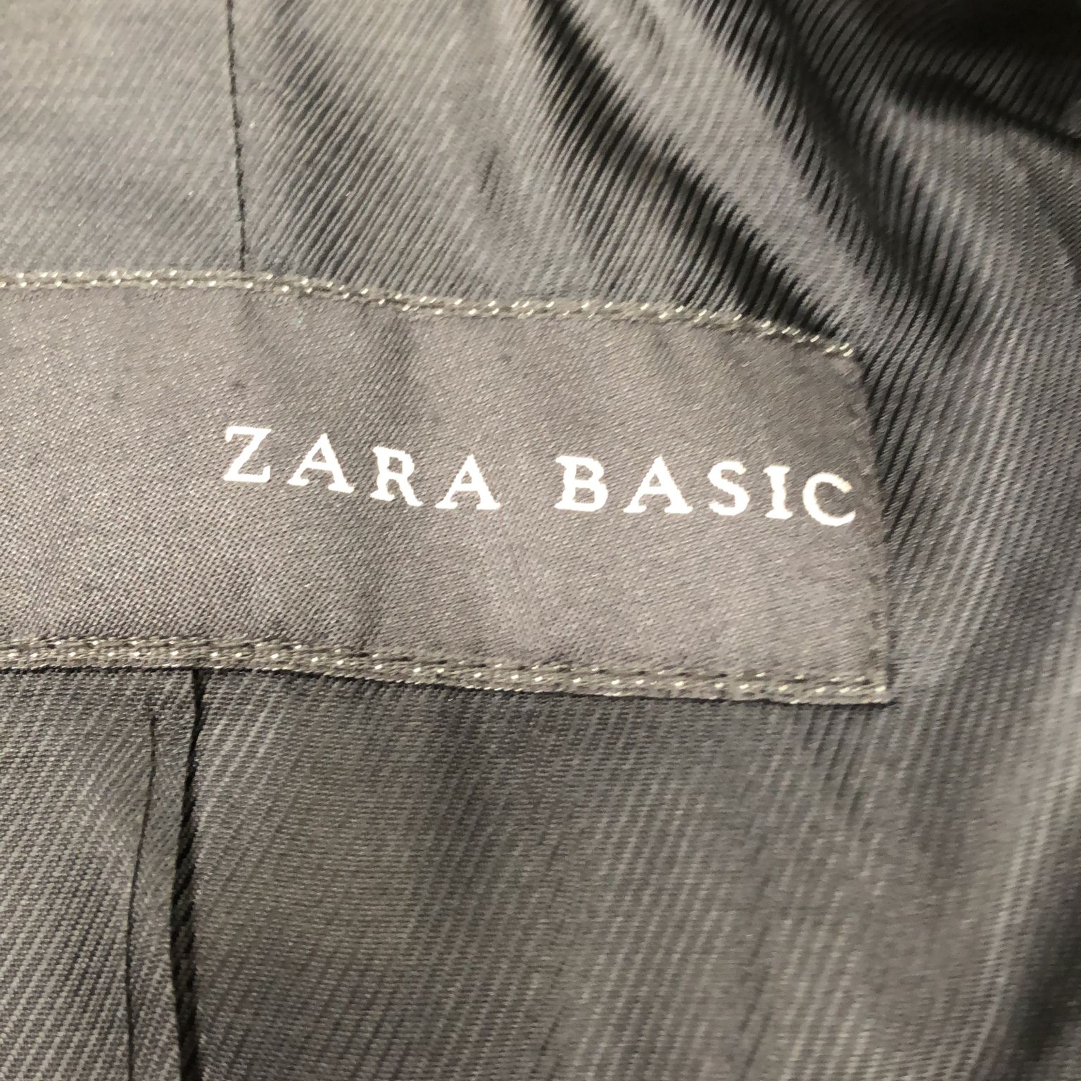 Zara Basic