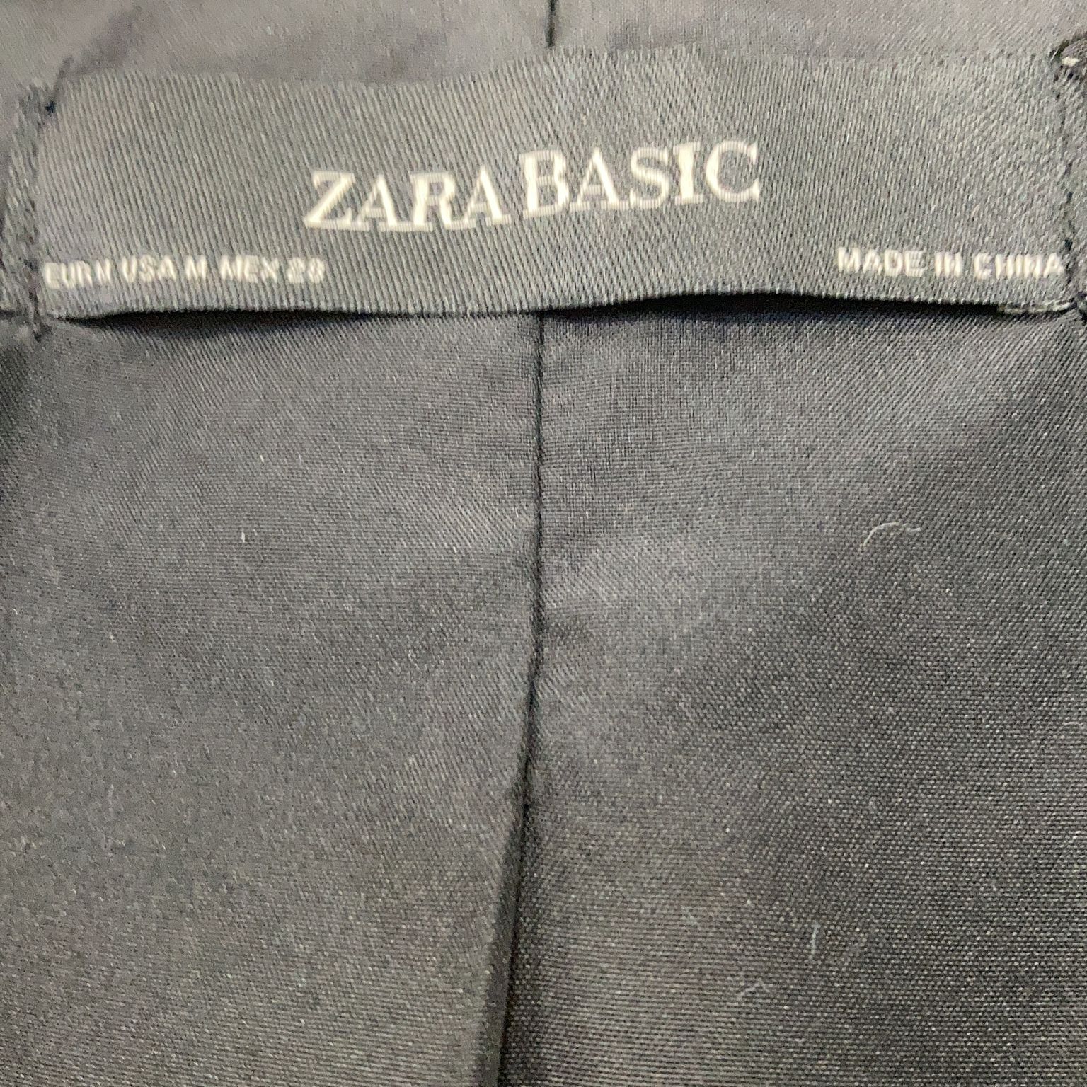 Zara Basic