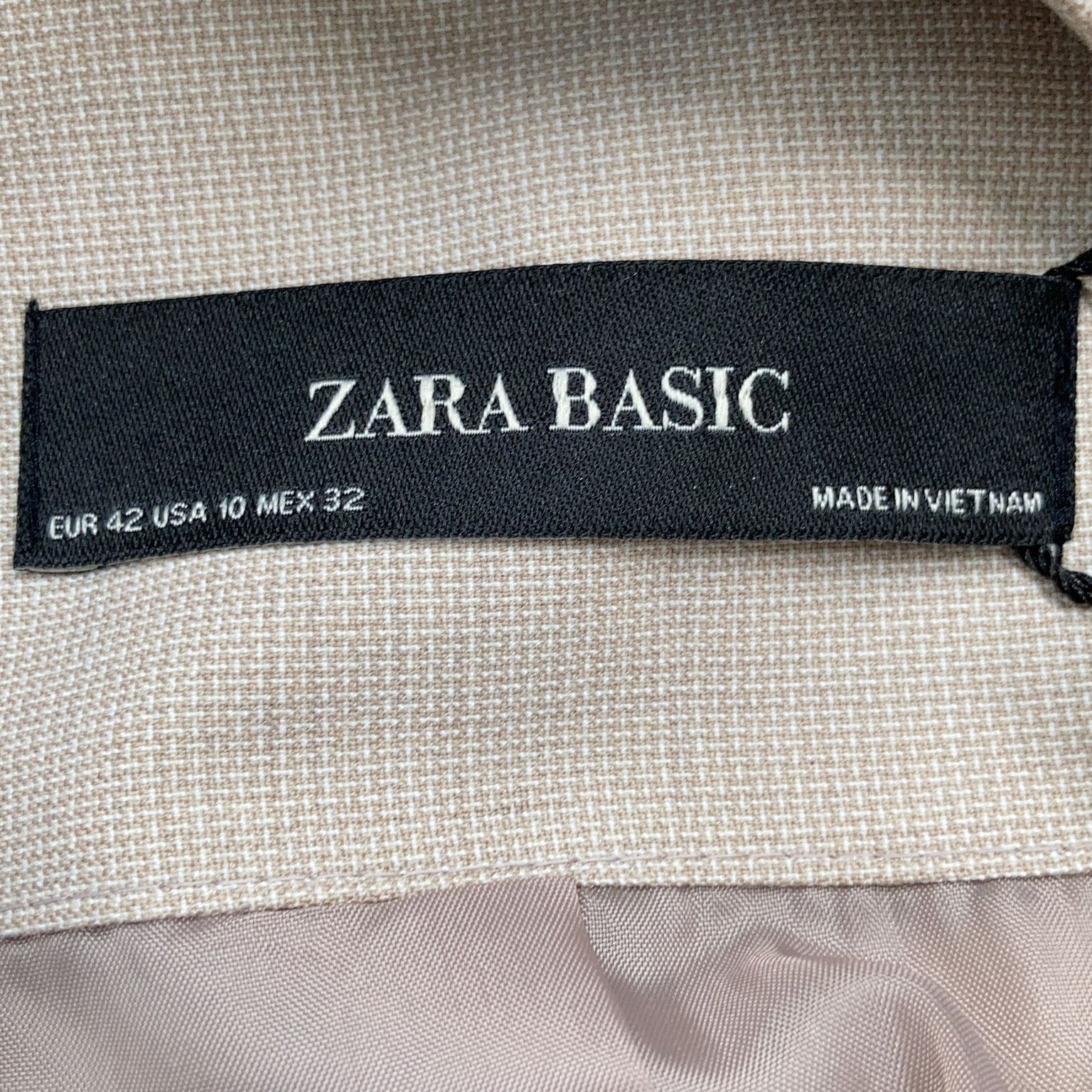 Zara Basic