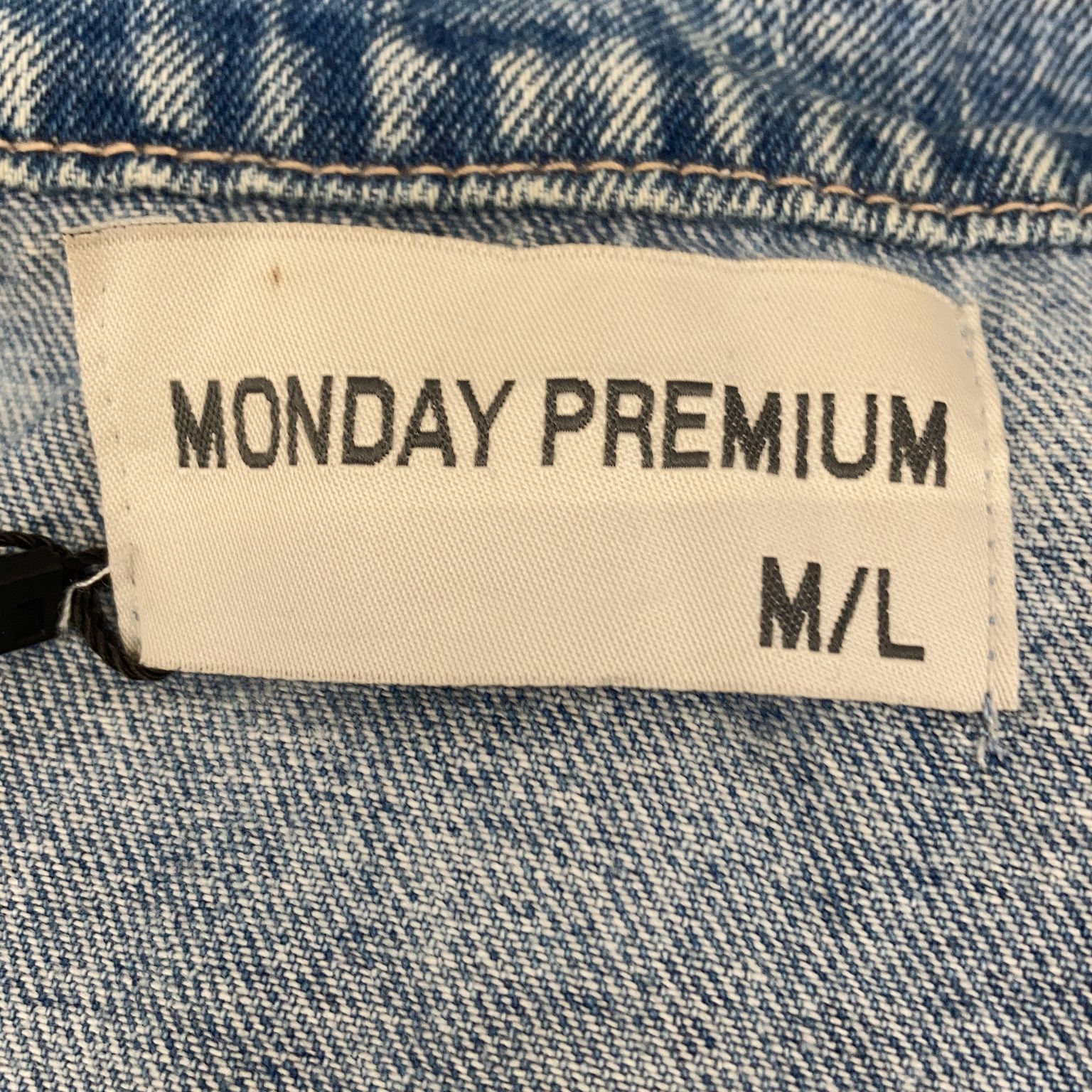 Monday Premium