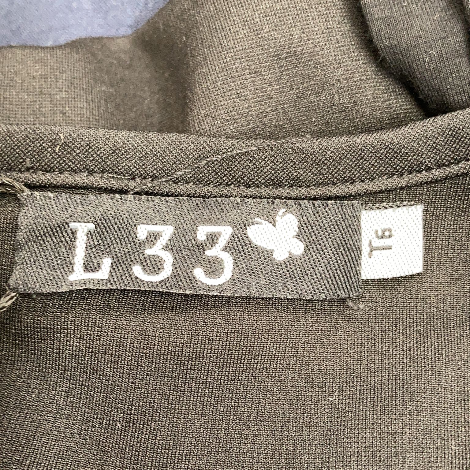 L33