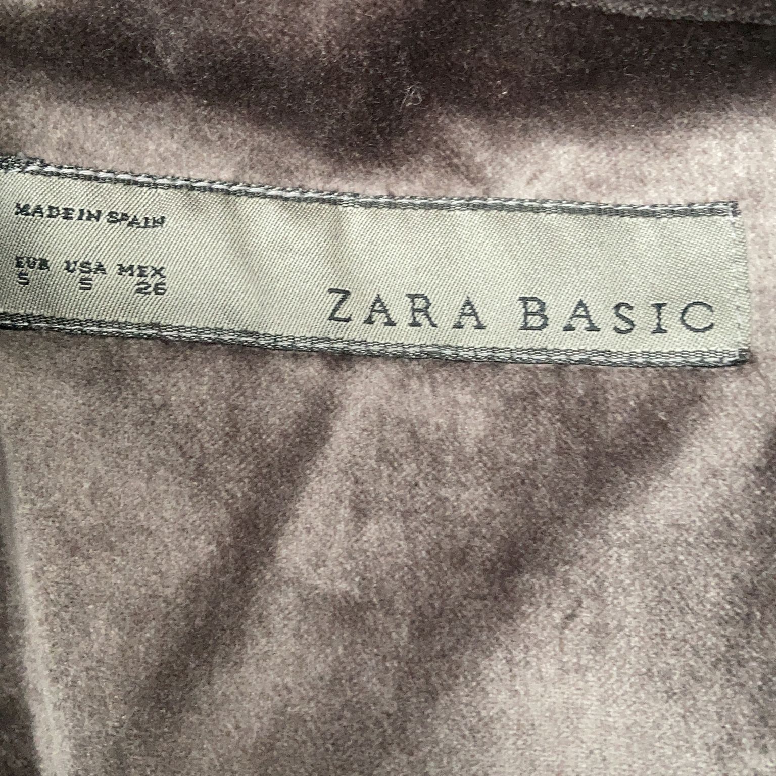 Zara Basic